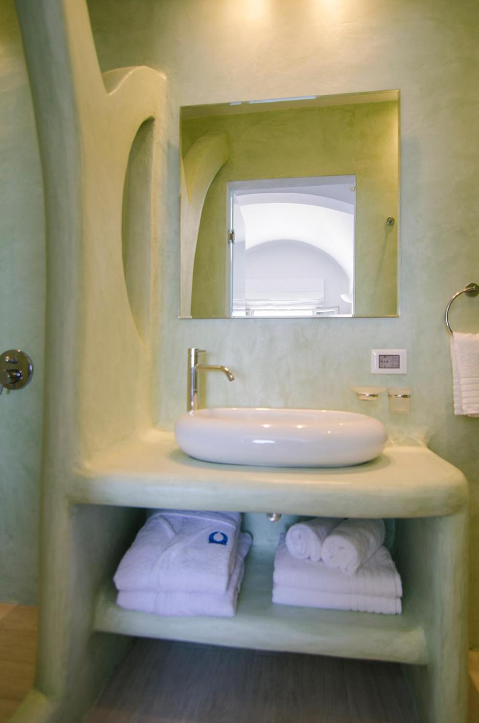 Double Room with Sea View - Photo 3