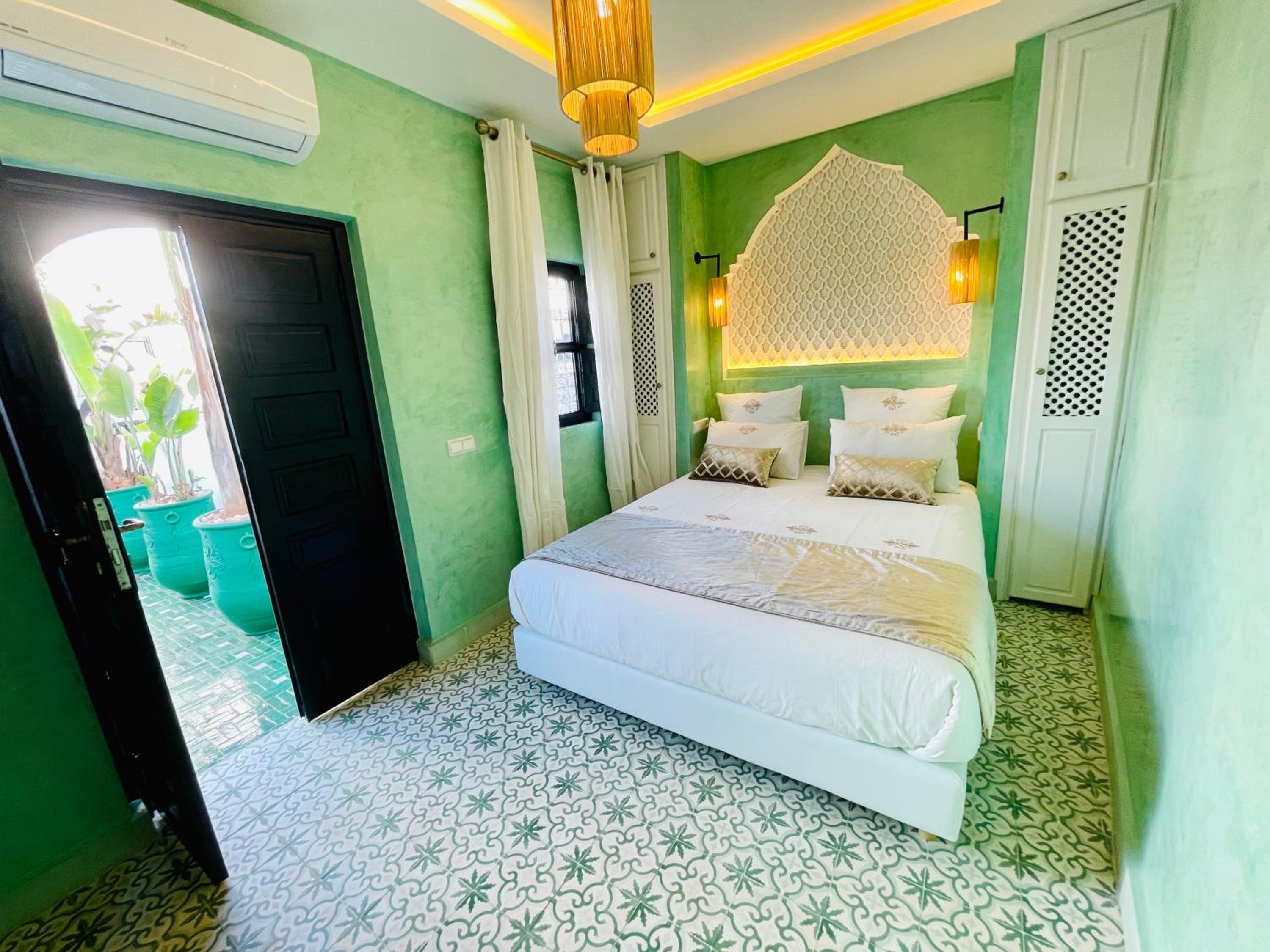King Room with Garden View - Photo 4