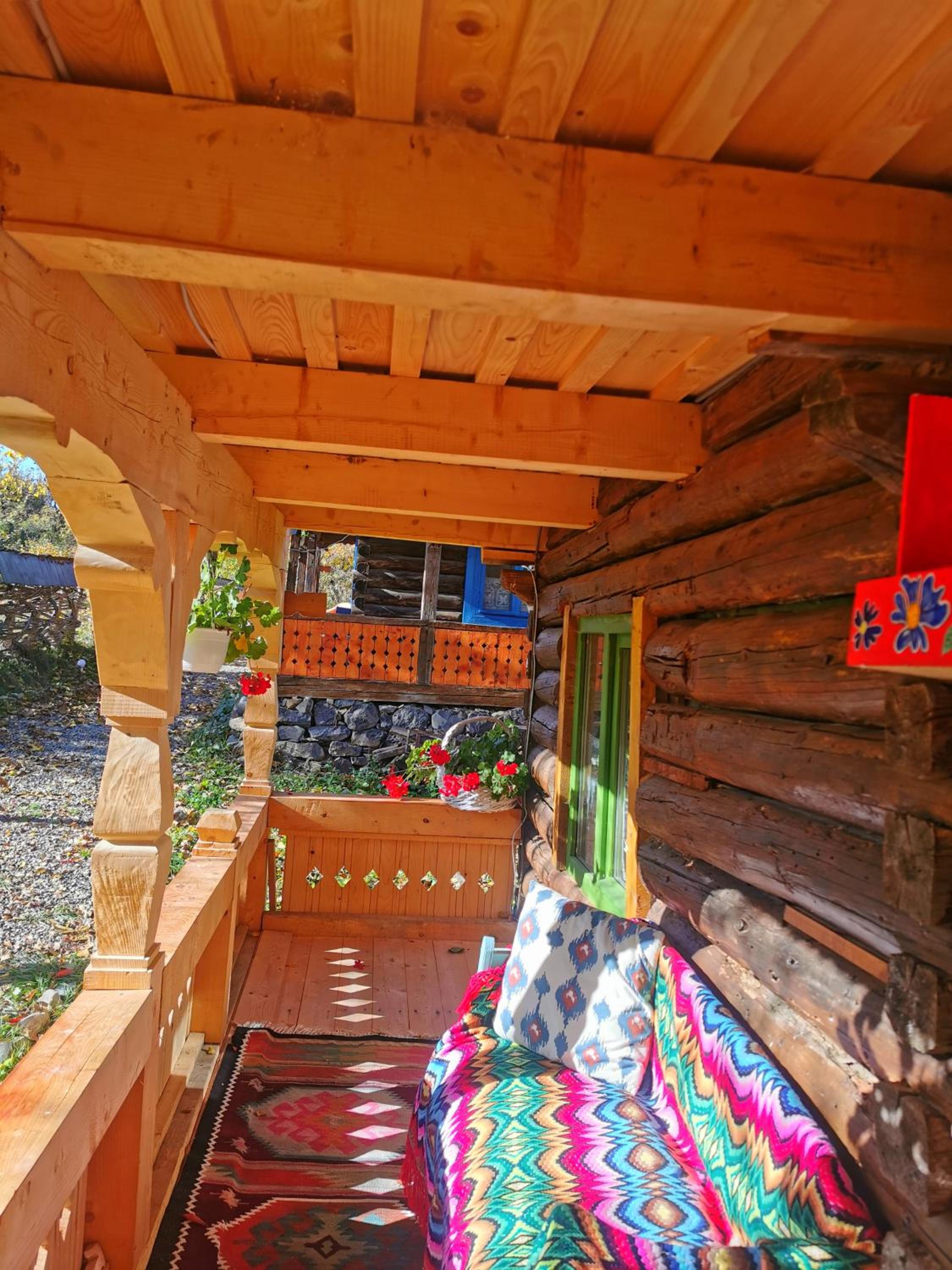 Two-Bedroom Chalet - Photo 3