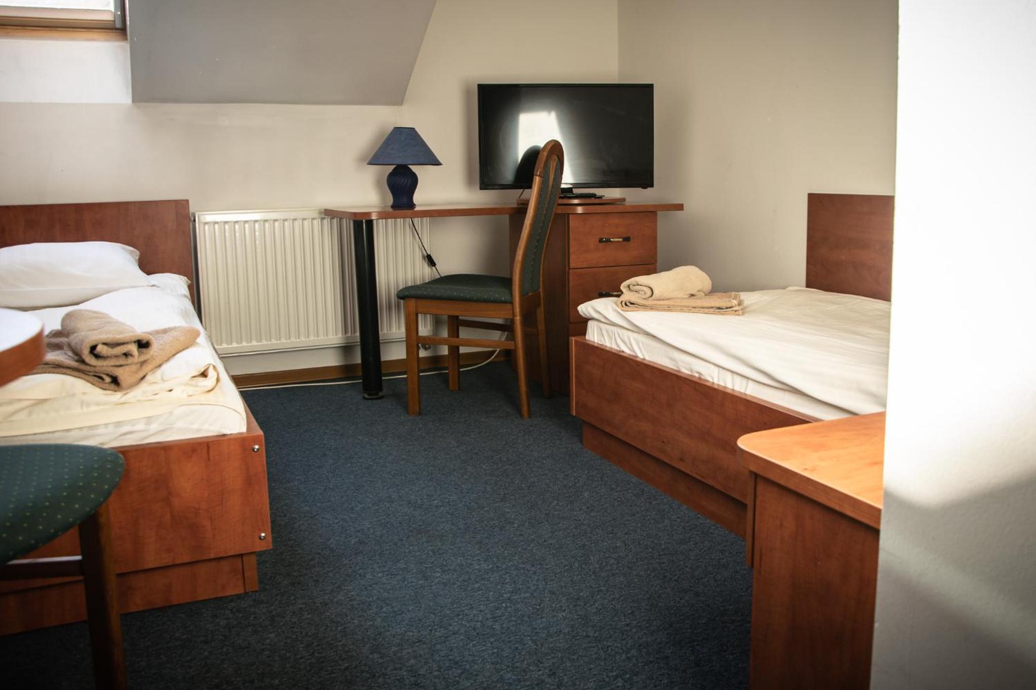 Twin Room - Photo 1
