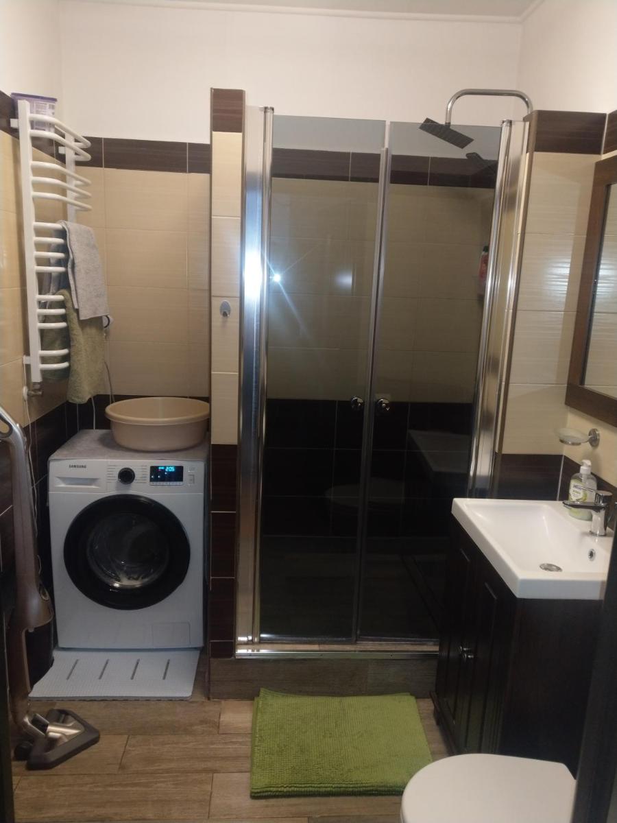 One-Bedroom Apartment - Photo 8