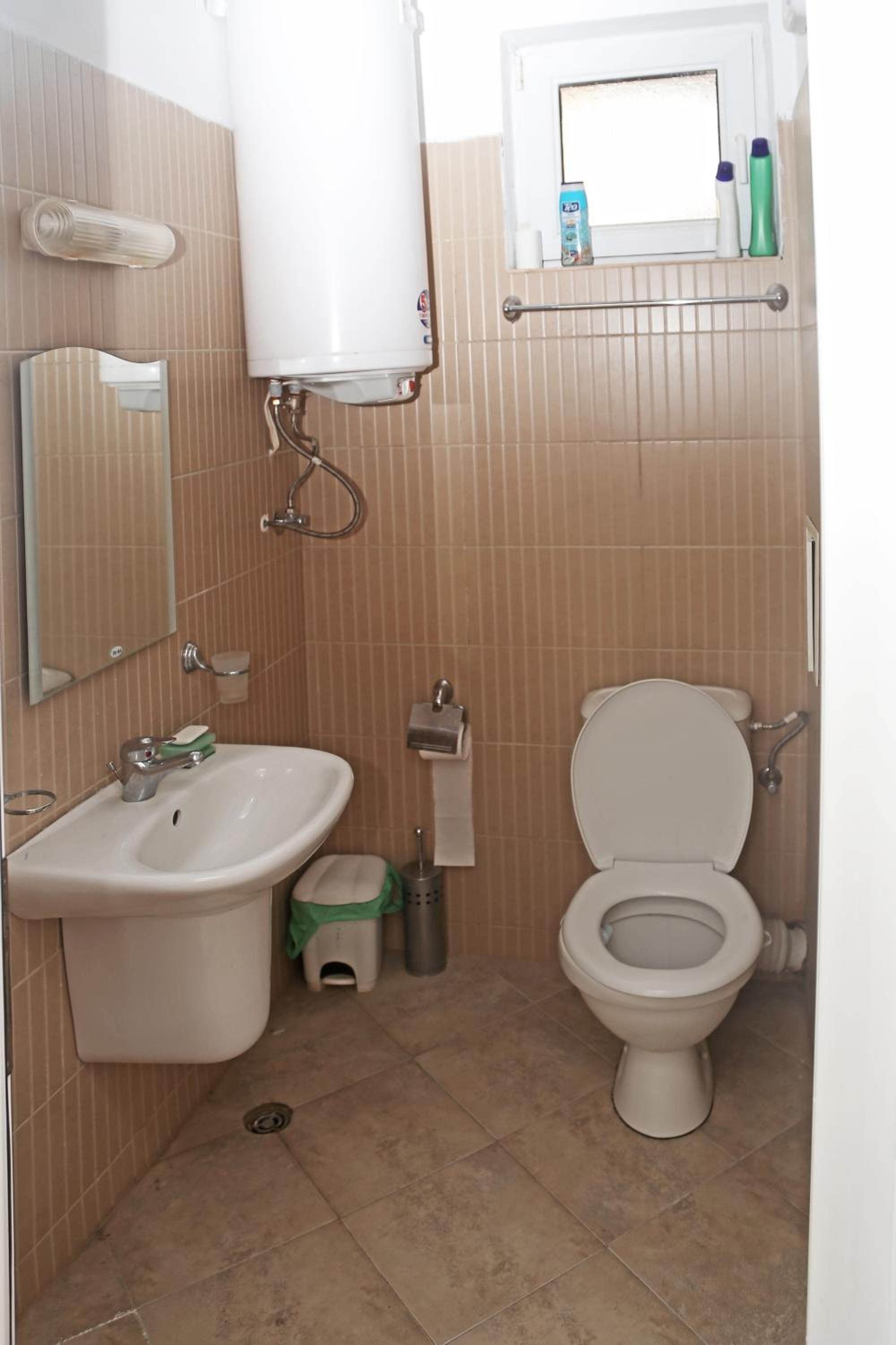 One-Bedroom Apartment with Sea View photo 3