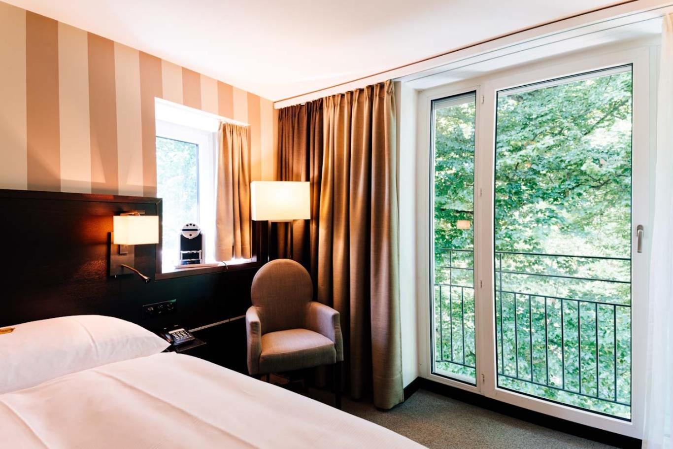 Deluxe Room - Photo 4