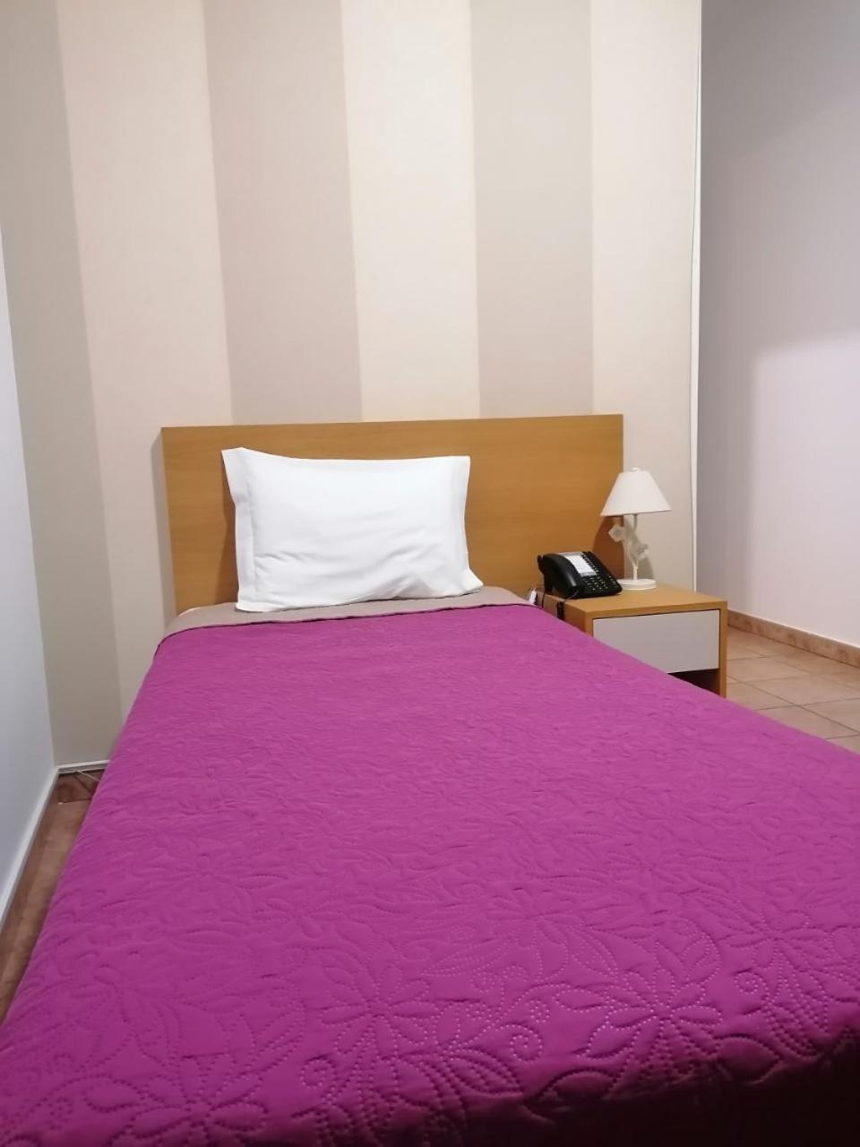 Single Room photo 3