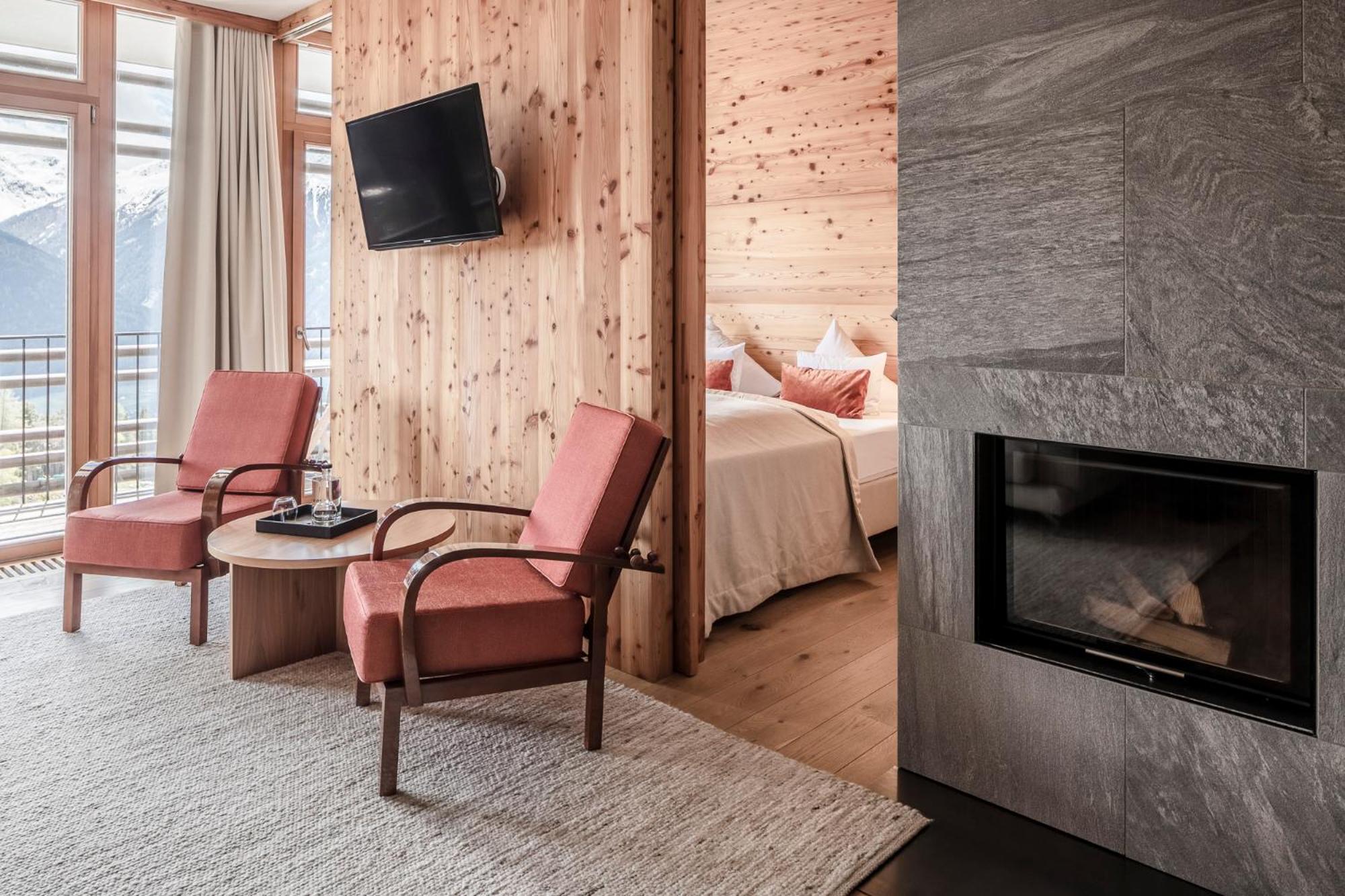 Luxury Suite with Balcony and Sauna photo 1