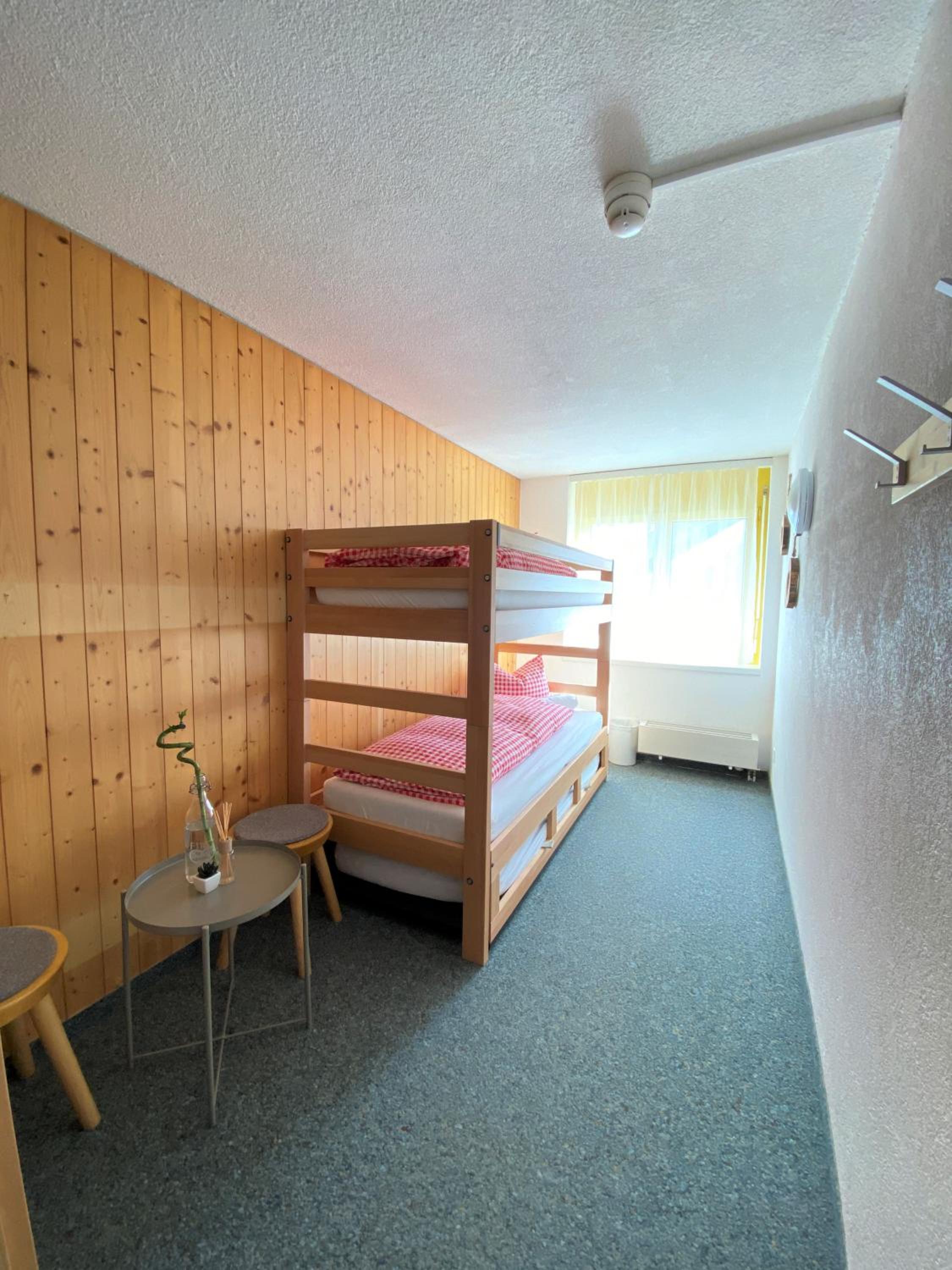 Multi-Bedroom with Pull-out Double Bed photo 1