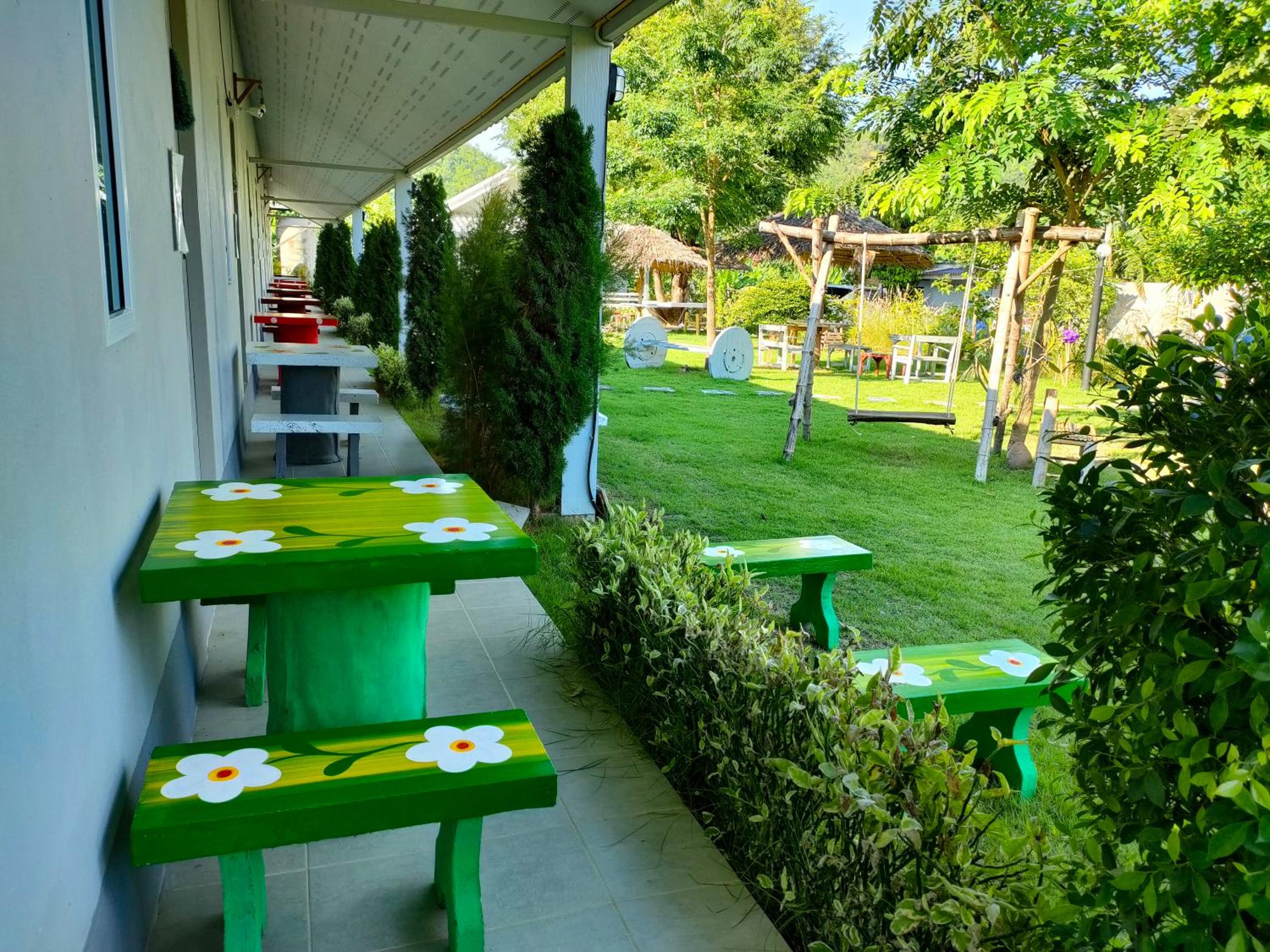 Double Room with Garden View - Photo 16