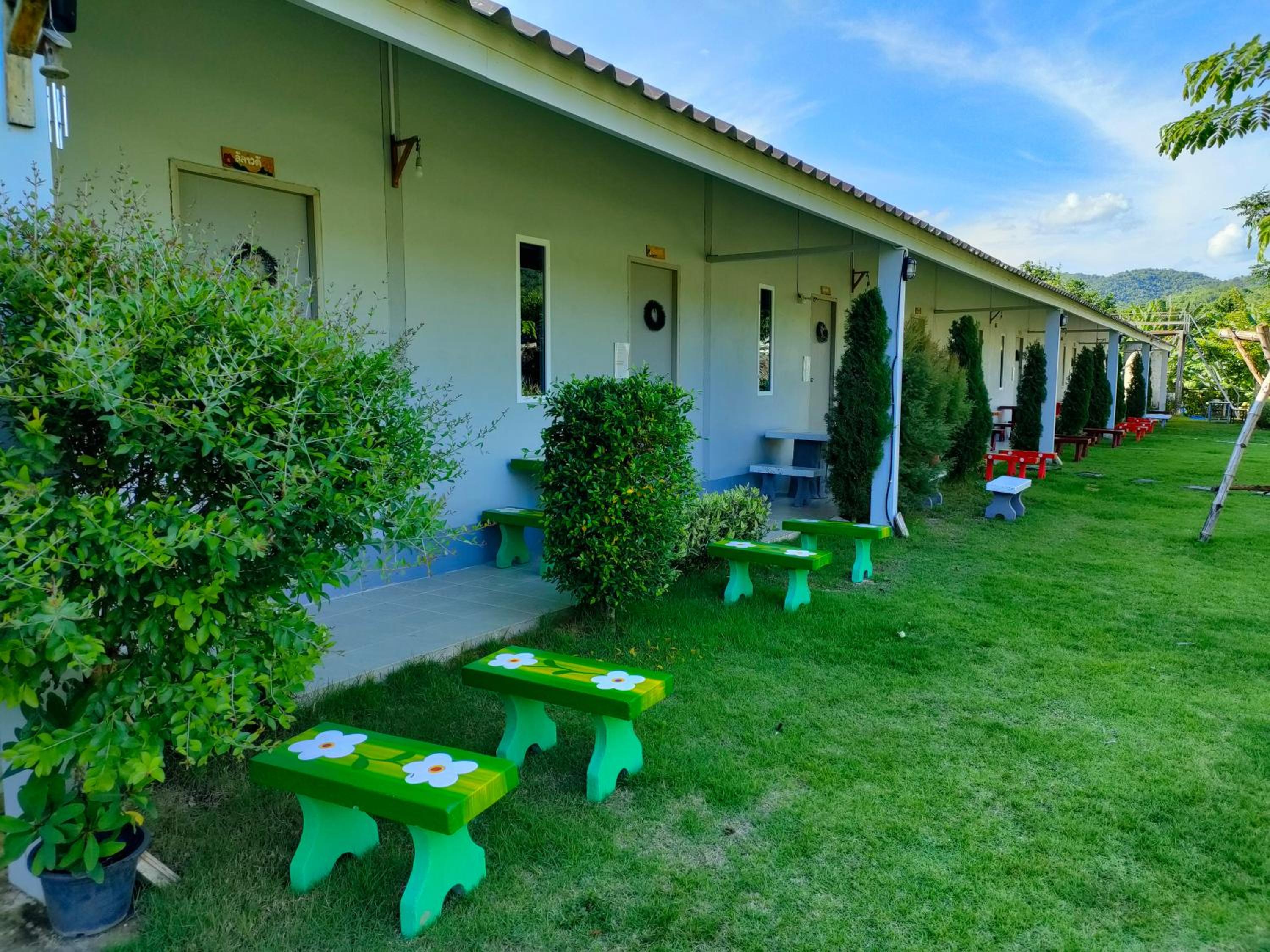 Double Room with Garden View - Photo 2