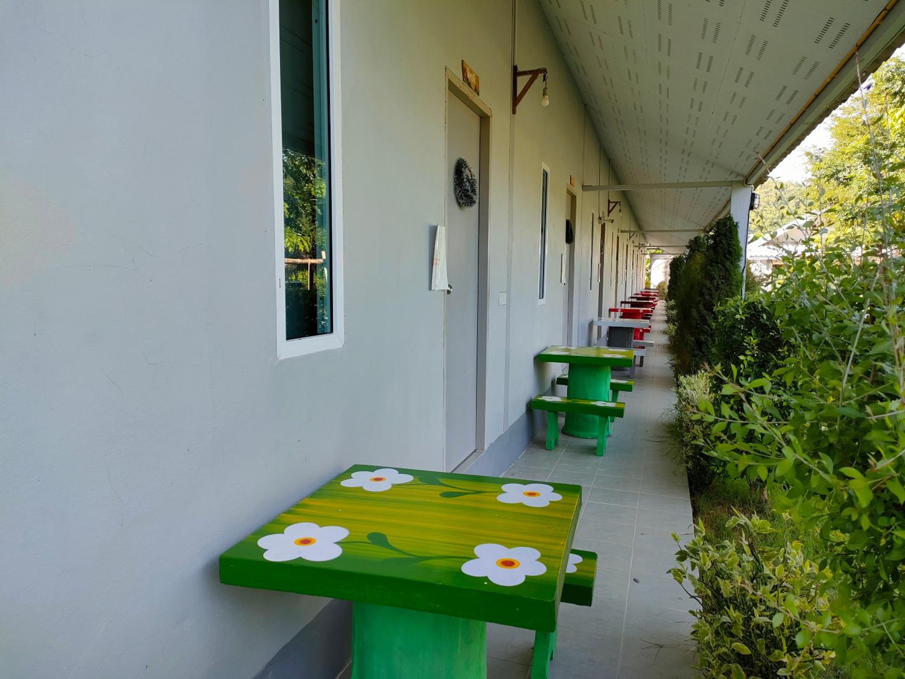 Double Room with Garden View - Photo 3