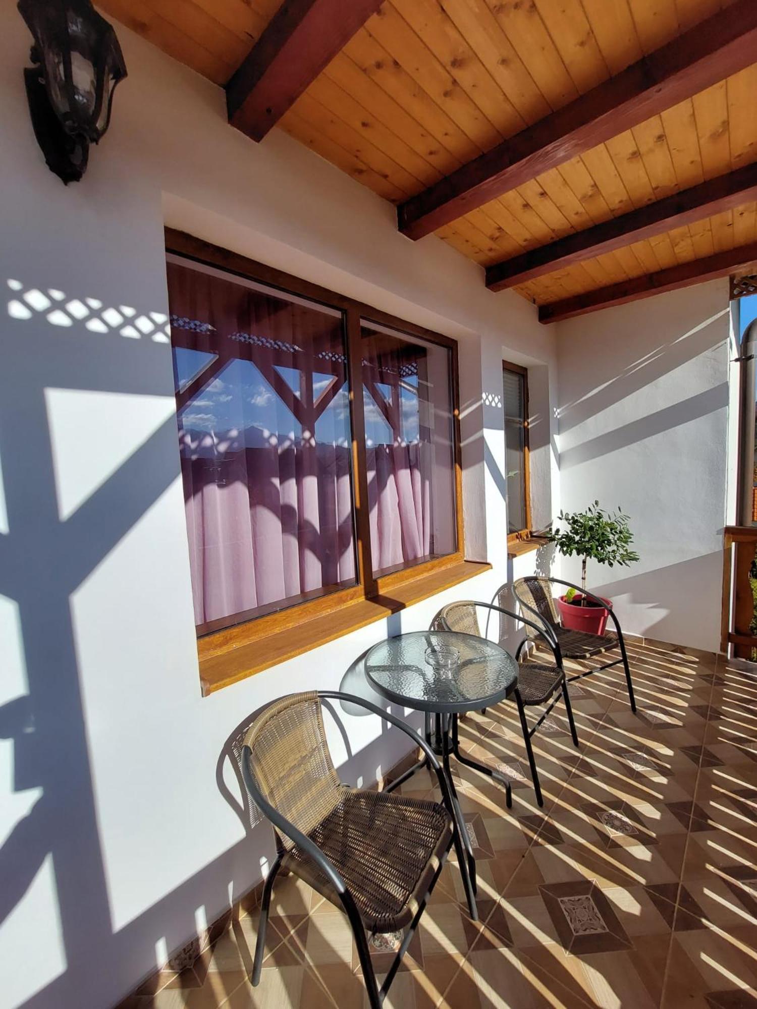 Double Room with Mountain View photo 2