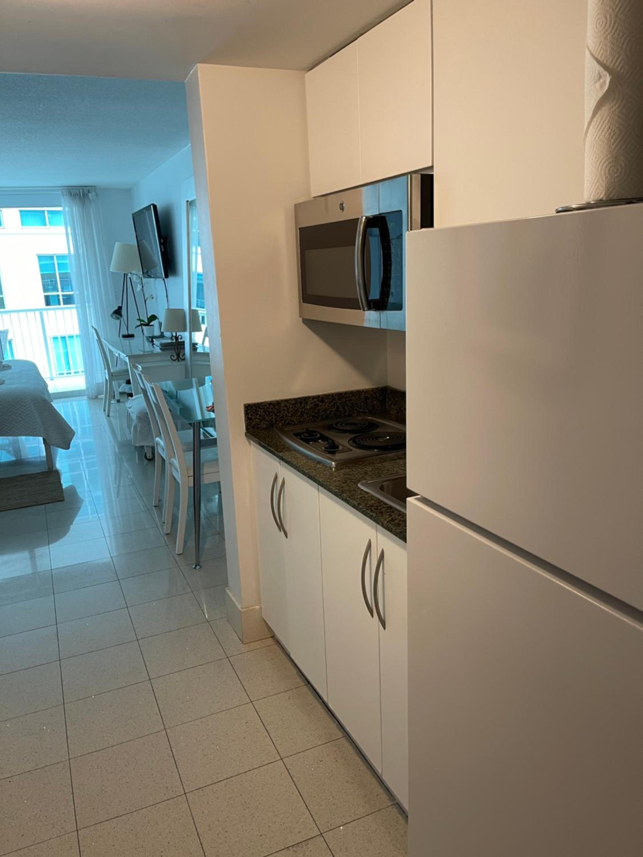 Studio Apartment photo 3