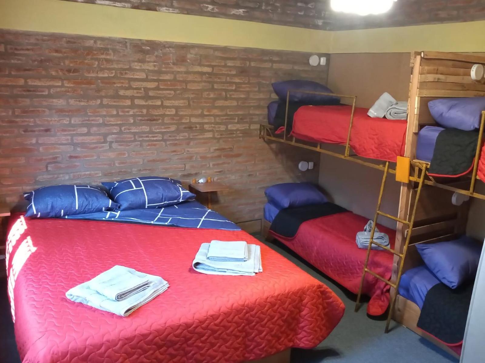 One-Bedroom House photo 1