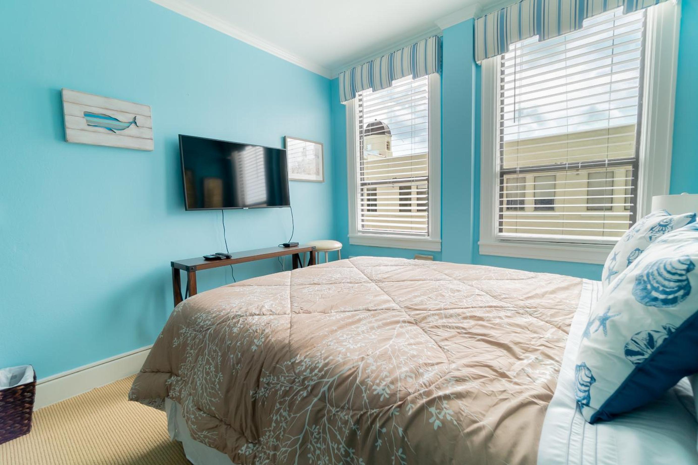 Budget Double Room photo 3