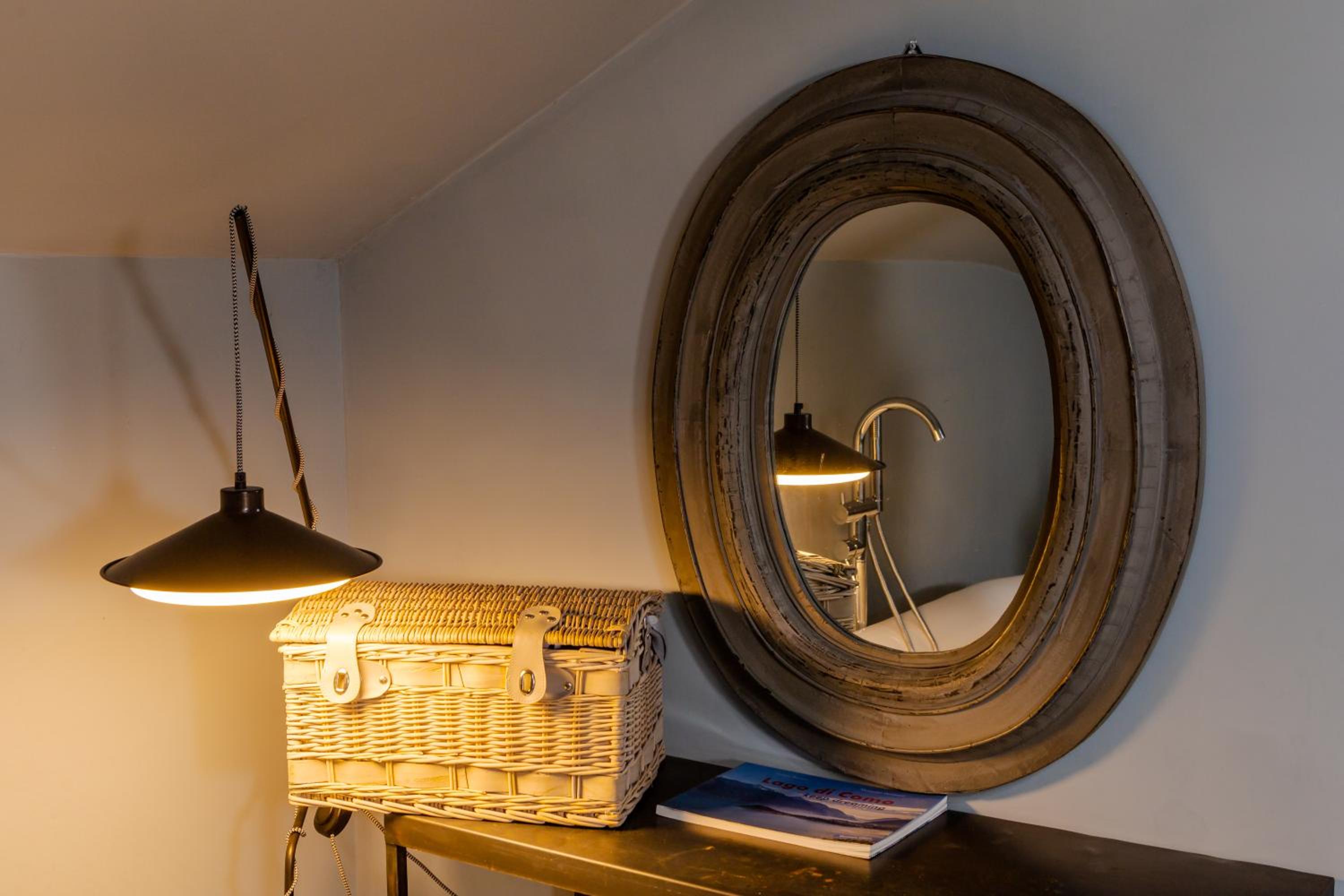 Standard Suite - Photo 9