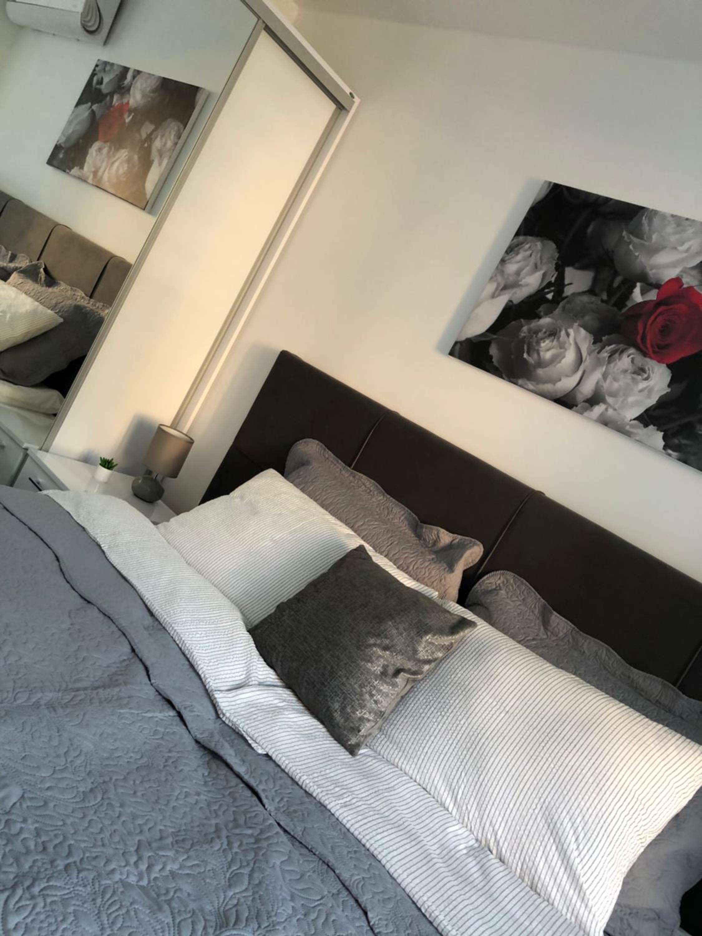 One-Bedroom Apartment - Photo 12