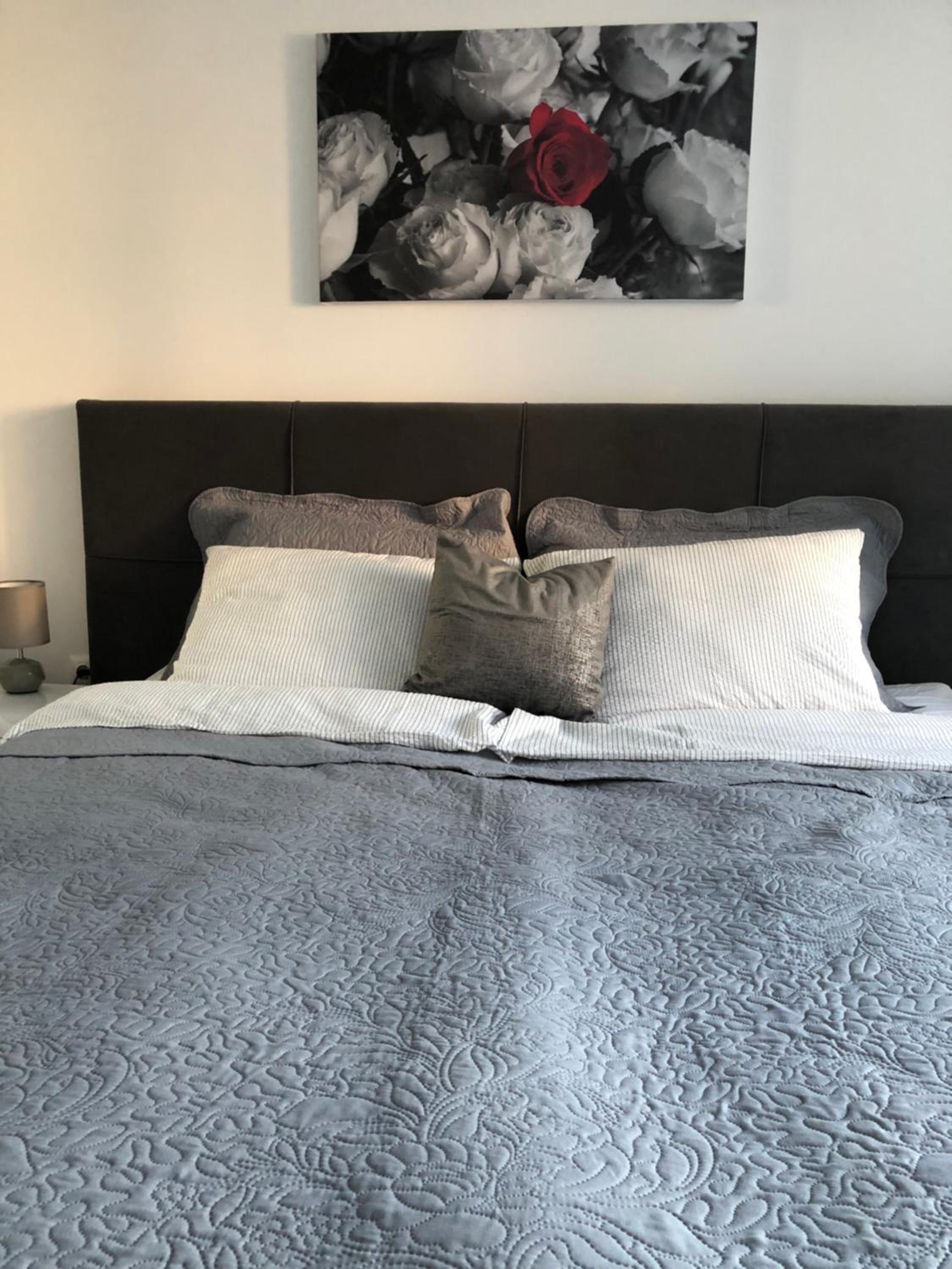 One-Bedroom Apartment - Photo 31