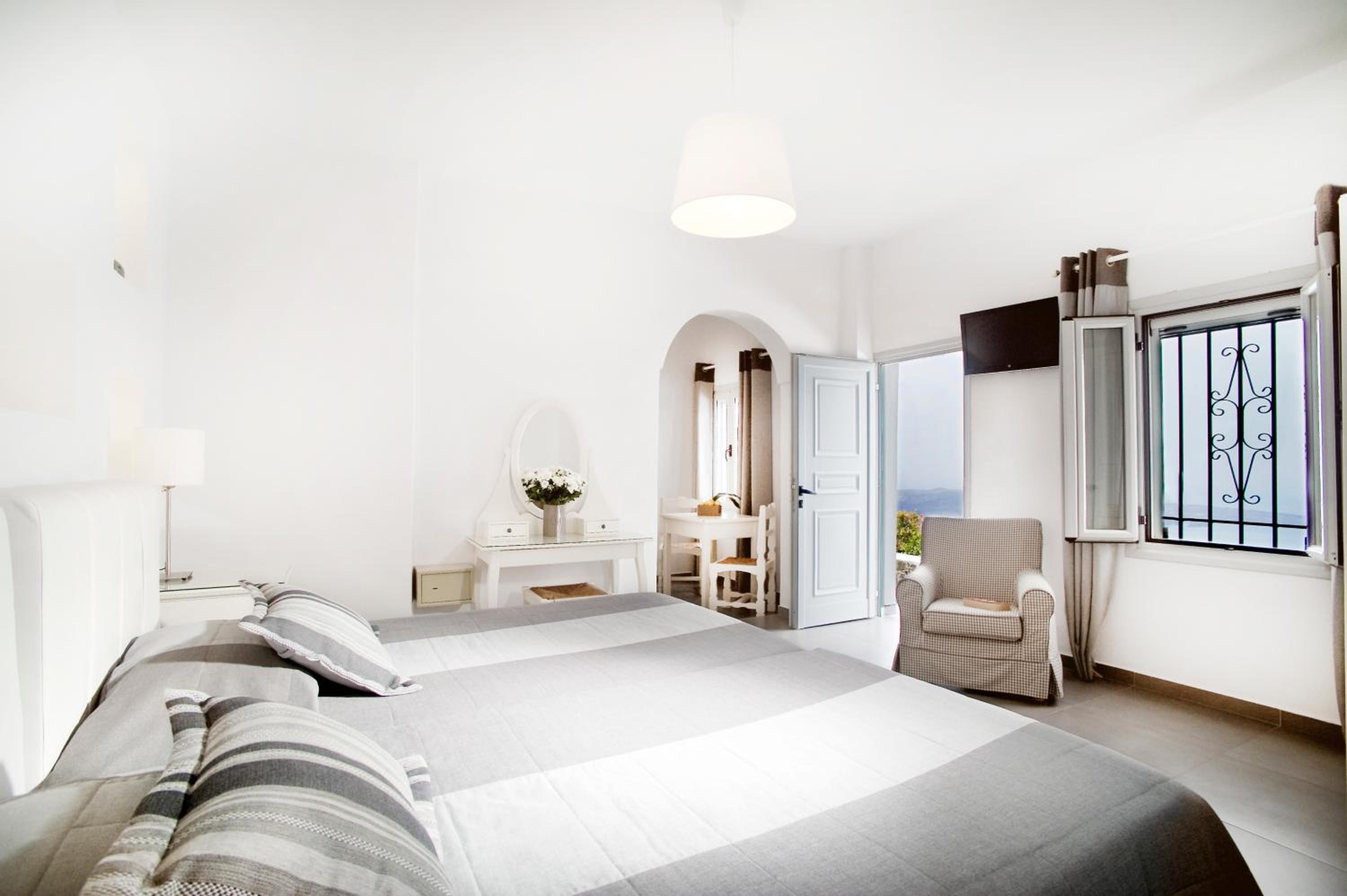 Executive Room with Caldera View - Photo 9