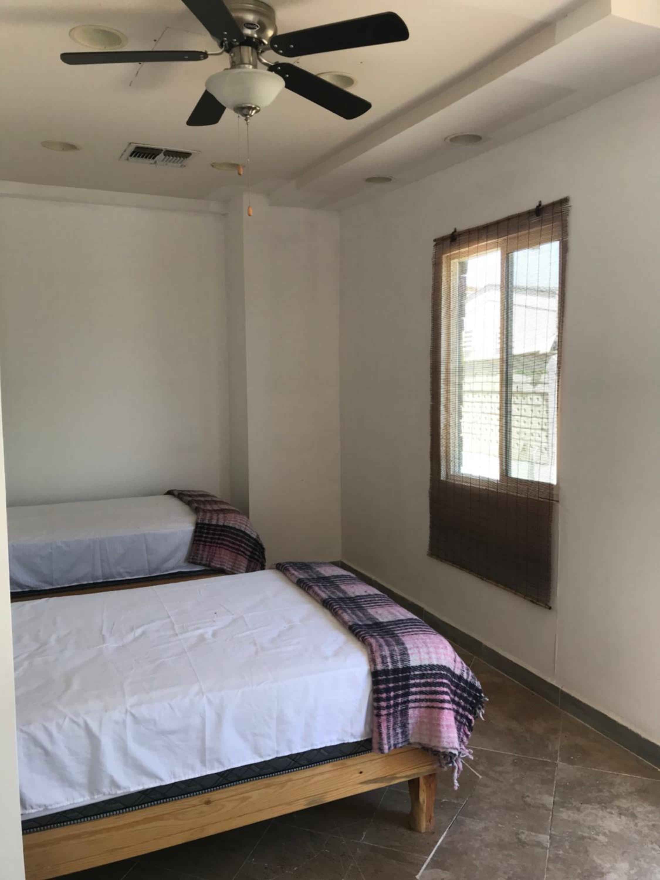 Twin Room with Shared Bathroom photo 1