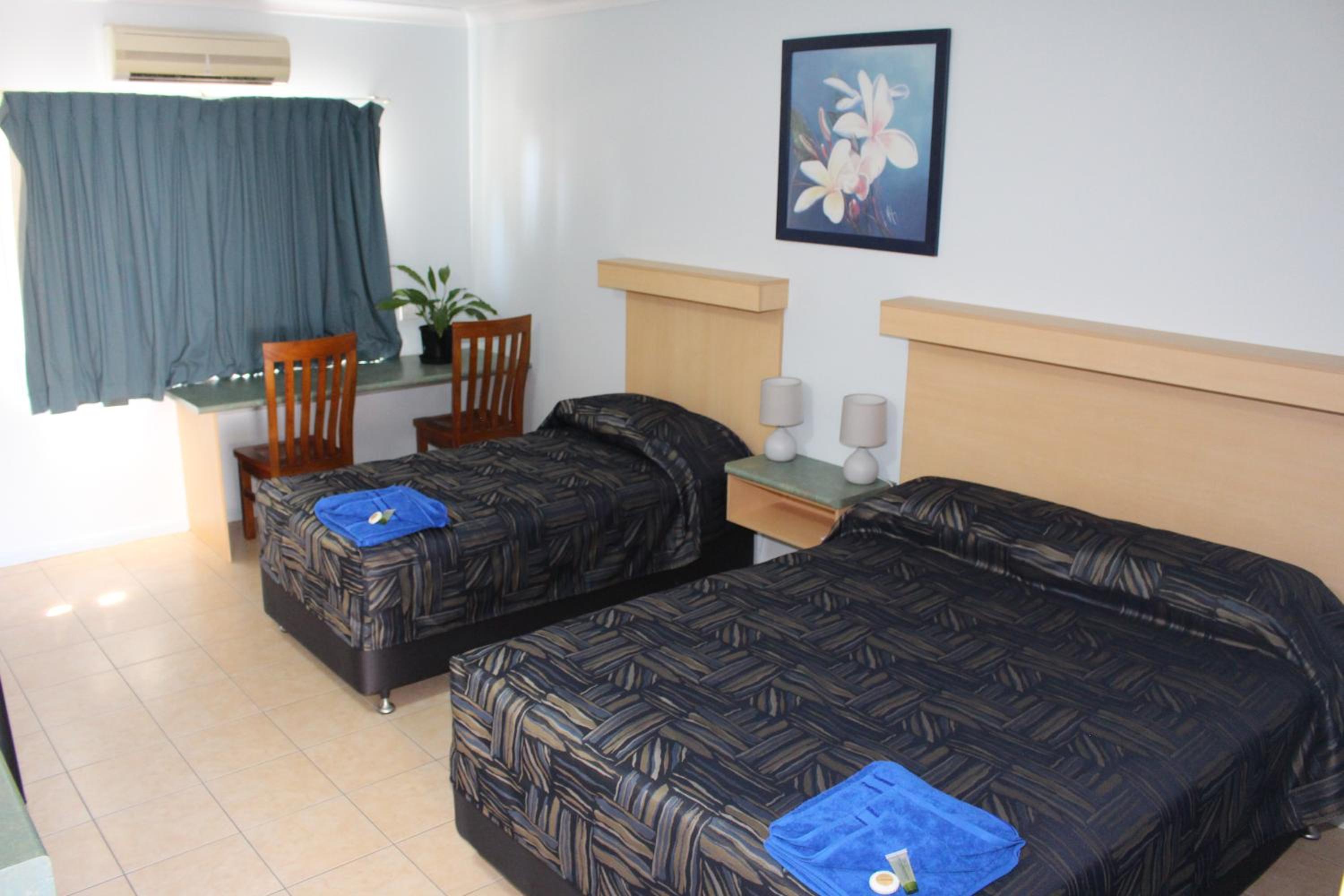 Standard Twin Room photo 2