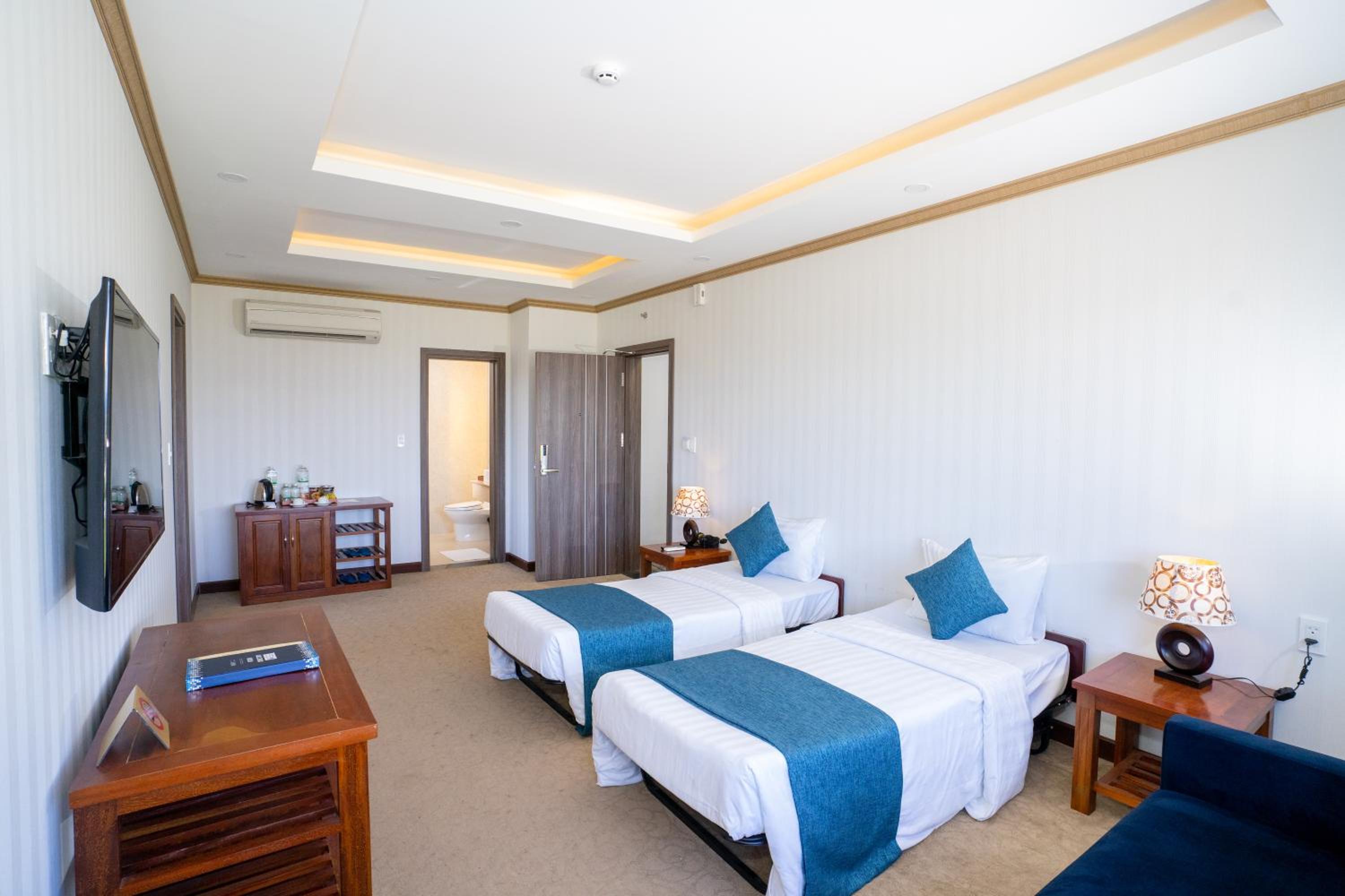 Family Room with Sea View