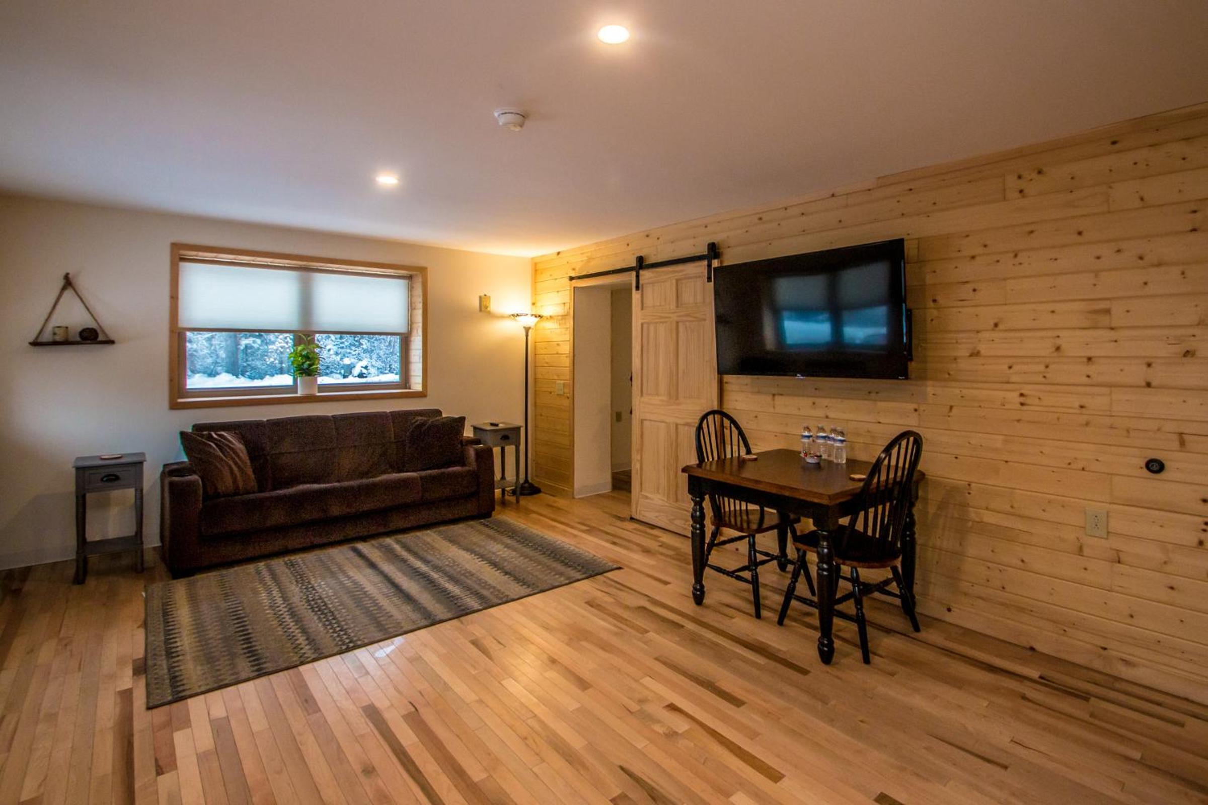 Cherry Suite 7 (Accessible)