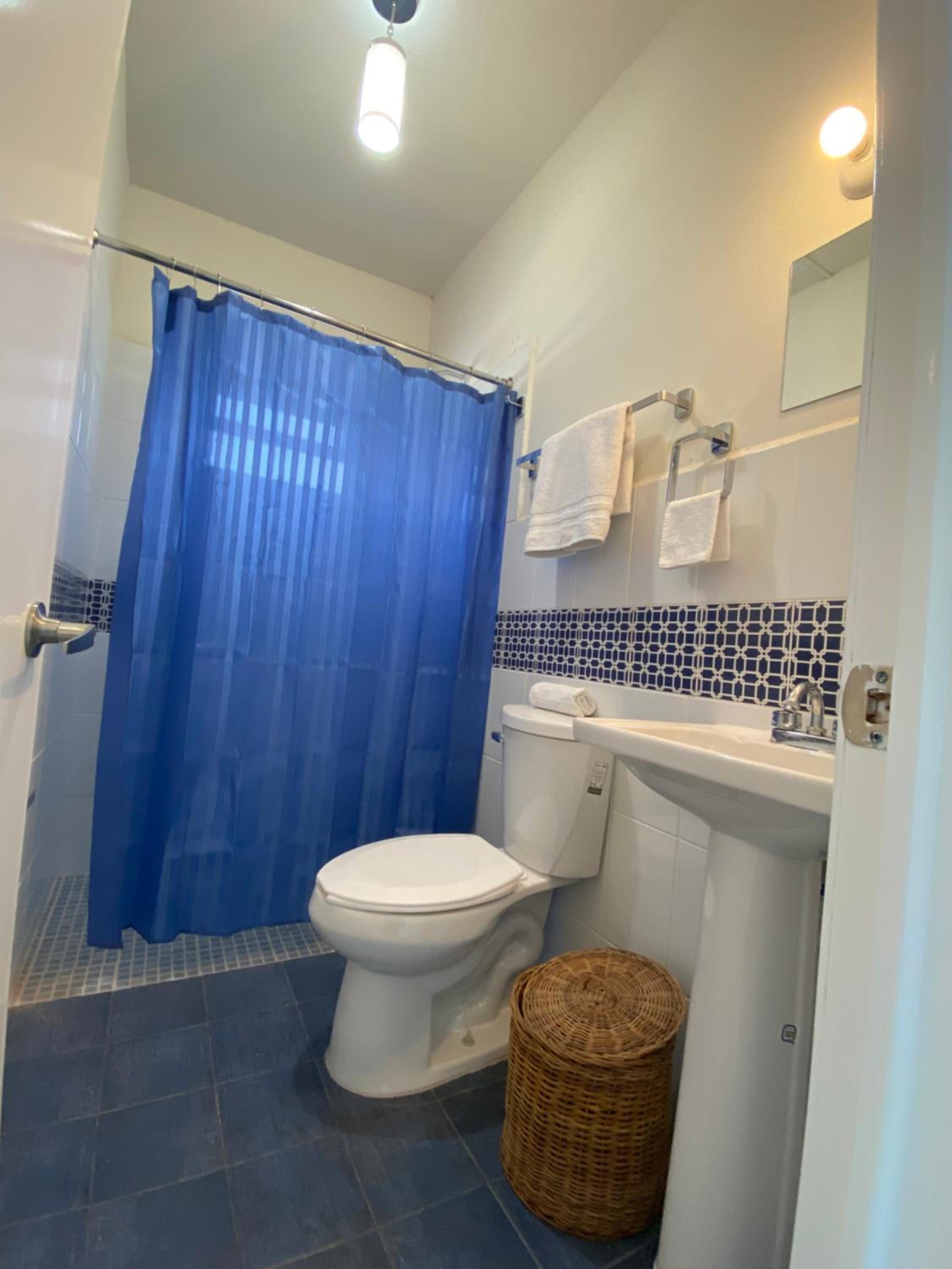Twin Room - Photo 2