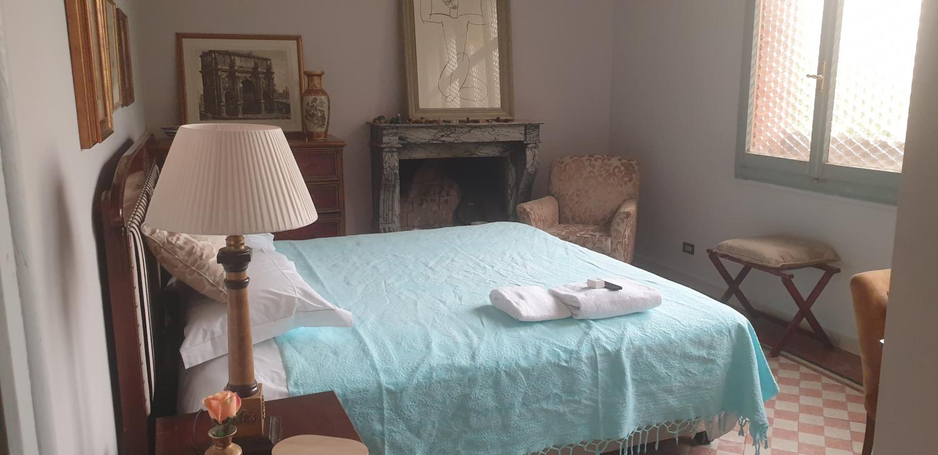 Large Double Room photo 3