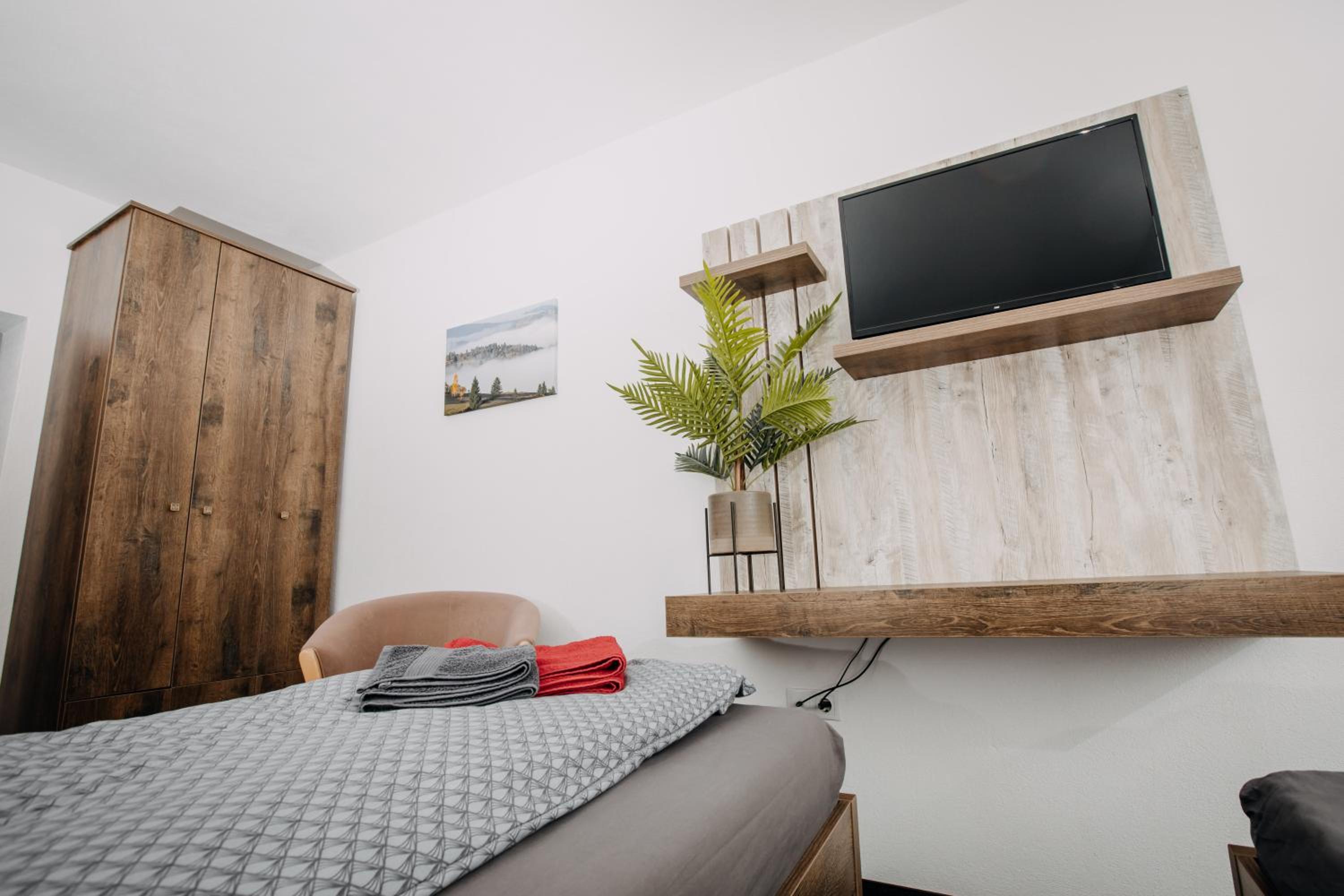 Budget Twin Room photo 2