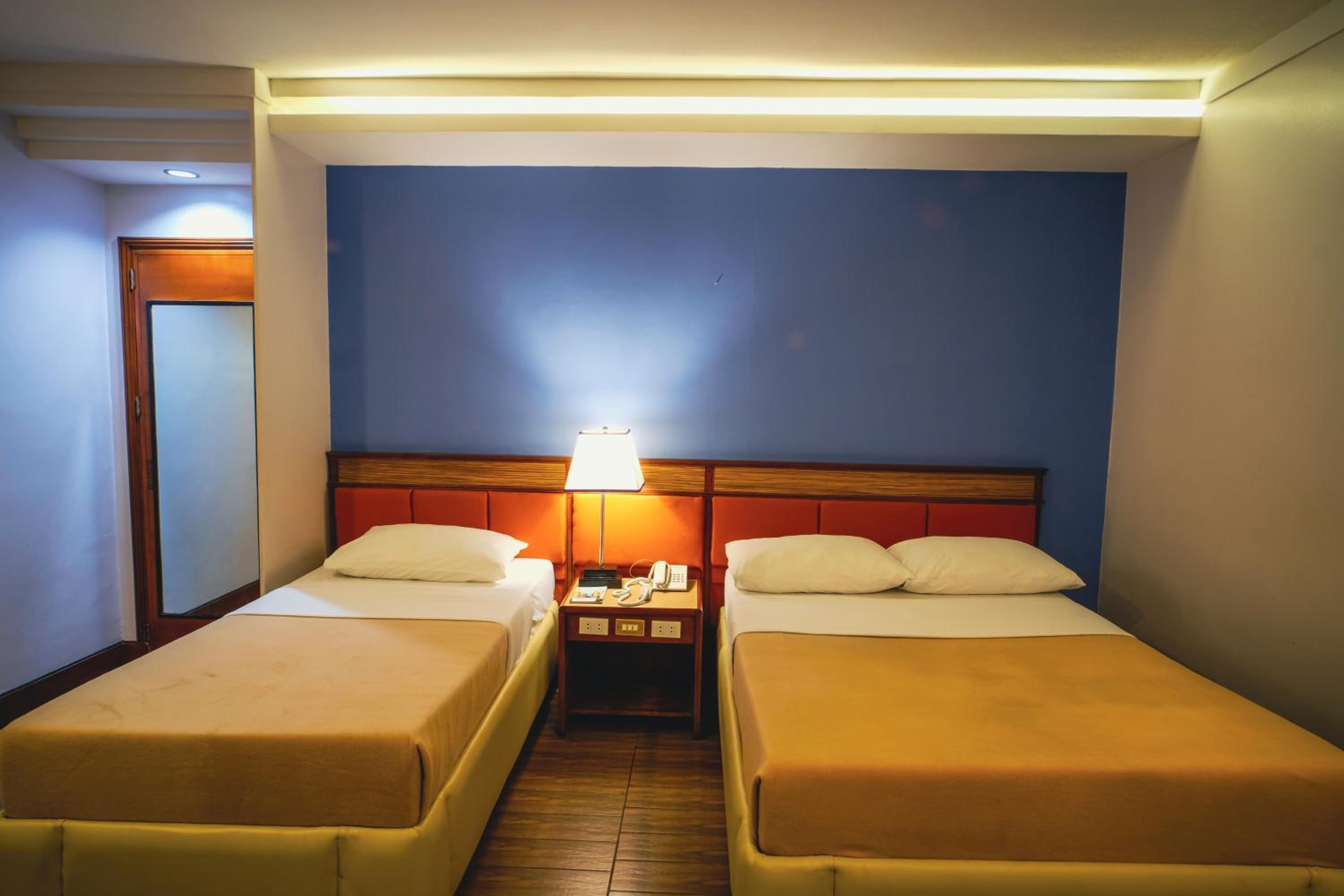 Standard Triple Room - Photo 4