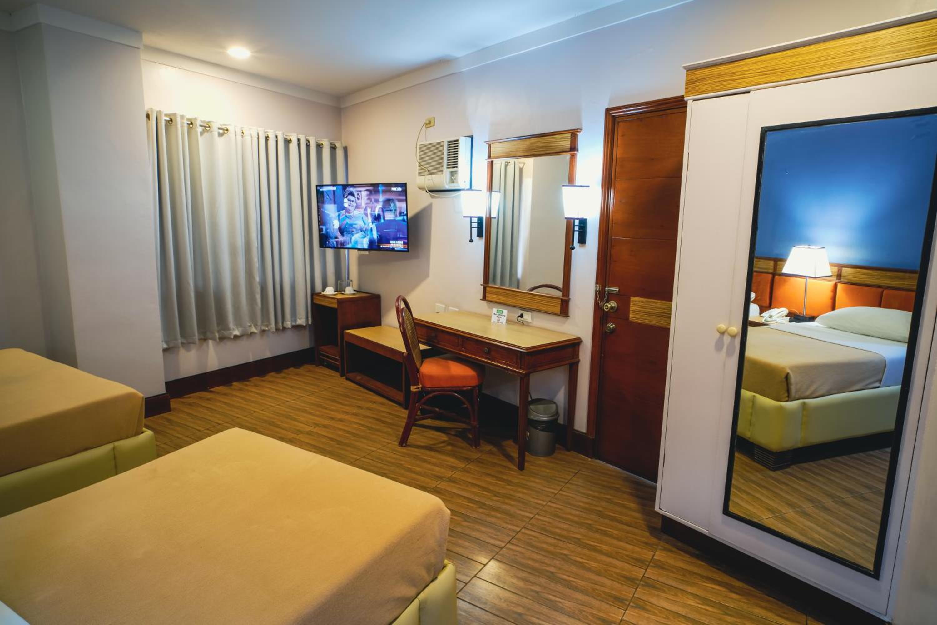 Standard Triple Room - Photo 7