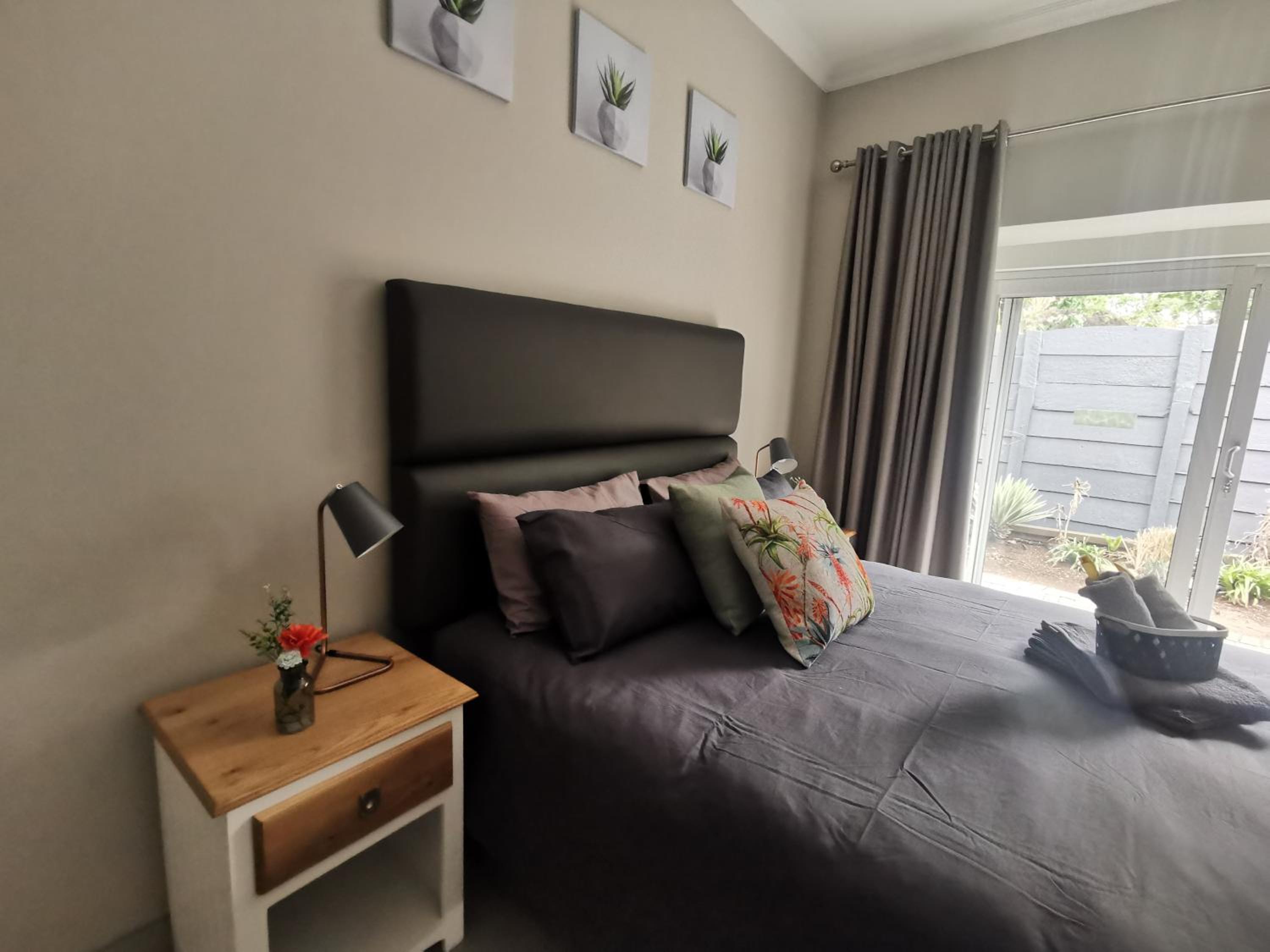 Double Room with Private Bathroom - Photo 44