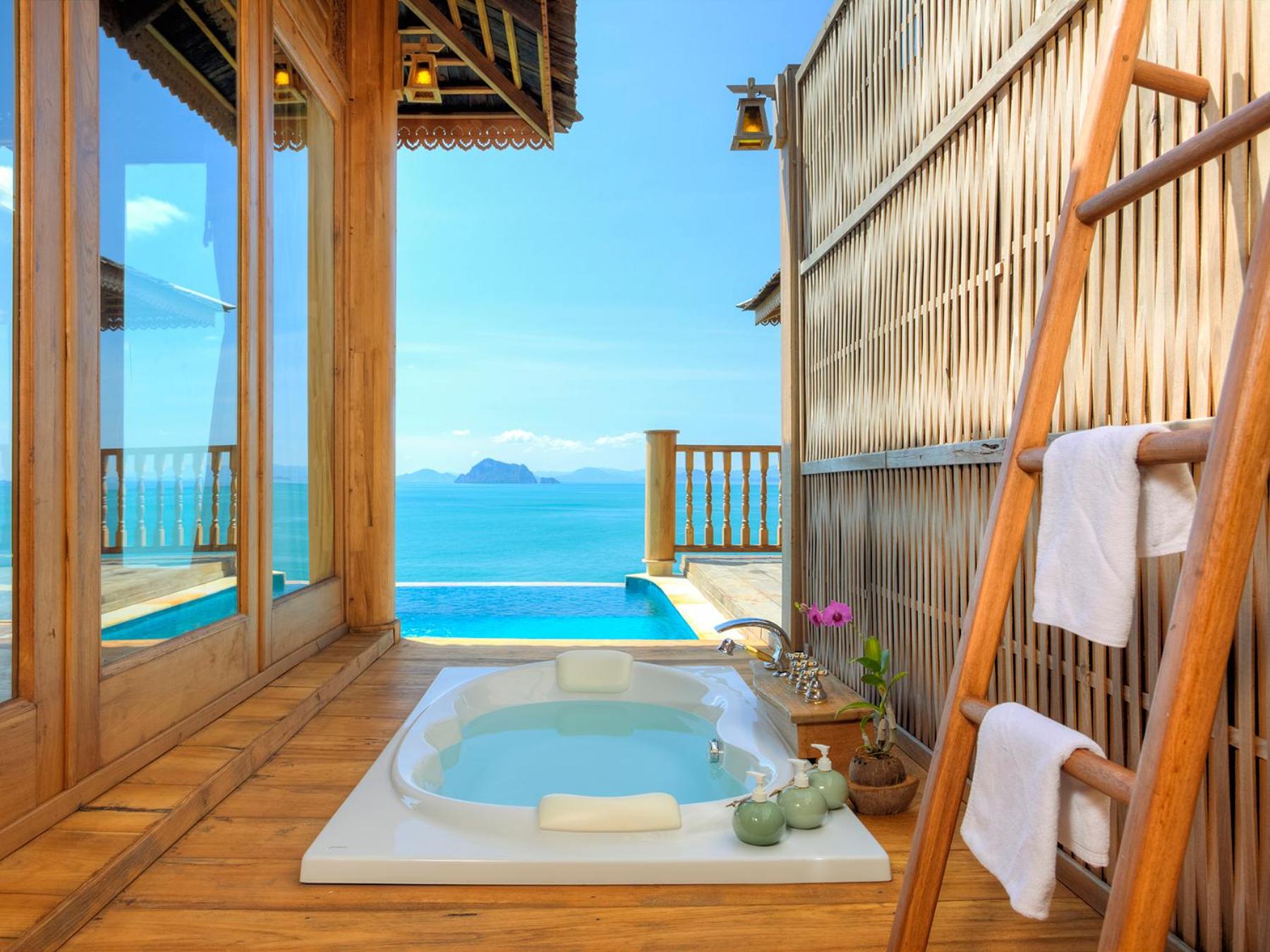 Plus Round Trip Join Speedboat As Scheduled Transfer - Royal Grand Pool Villa