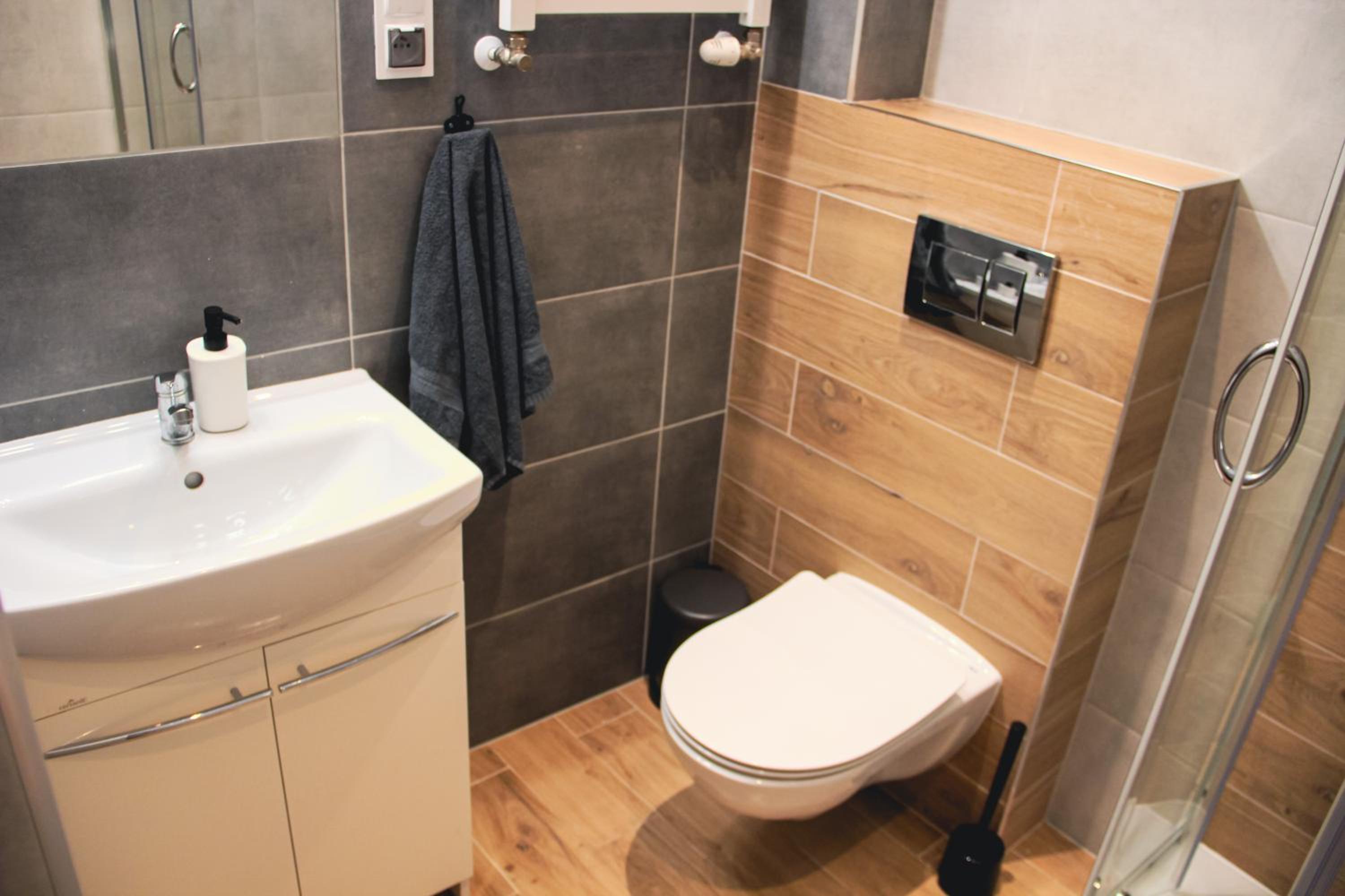 Small Double Room - Photo 2