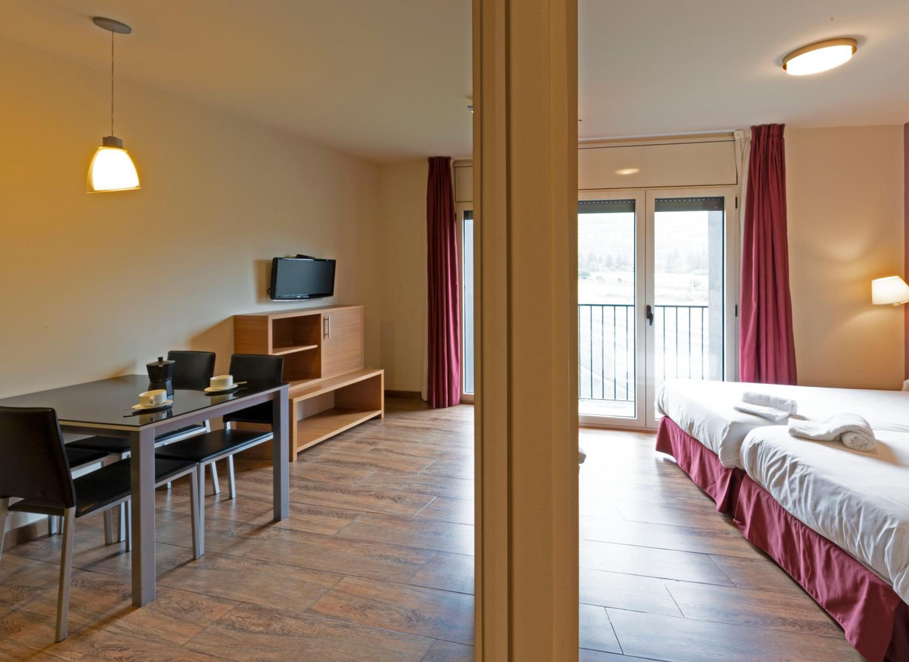 Apartamento de una habitación superior con acceso al spa (2 adultos)