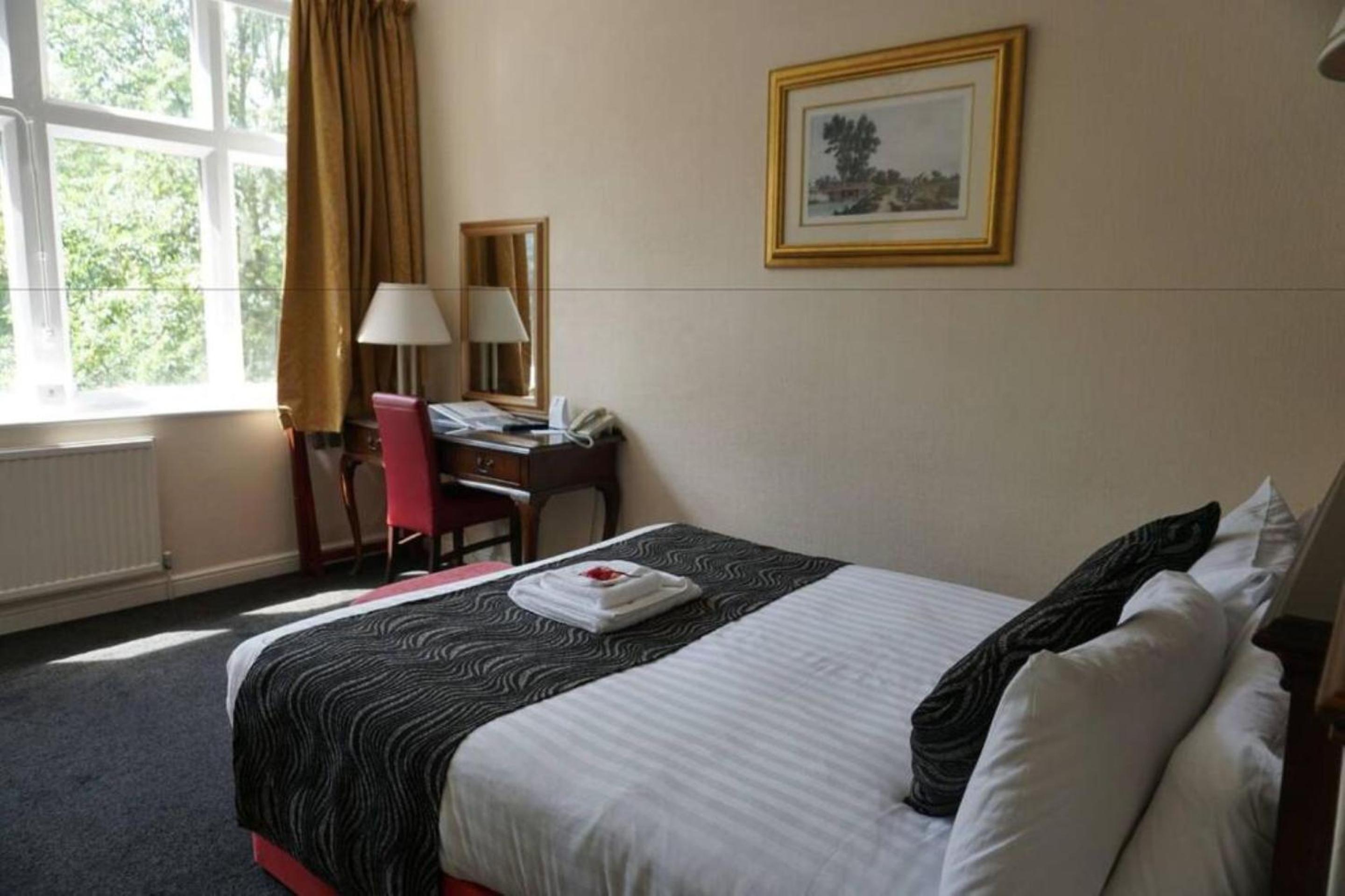 Standard Double Room - Photo 3