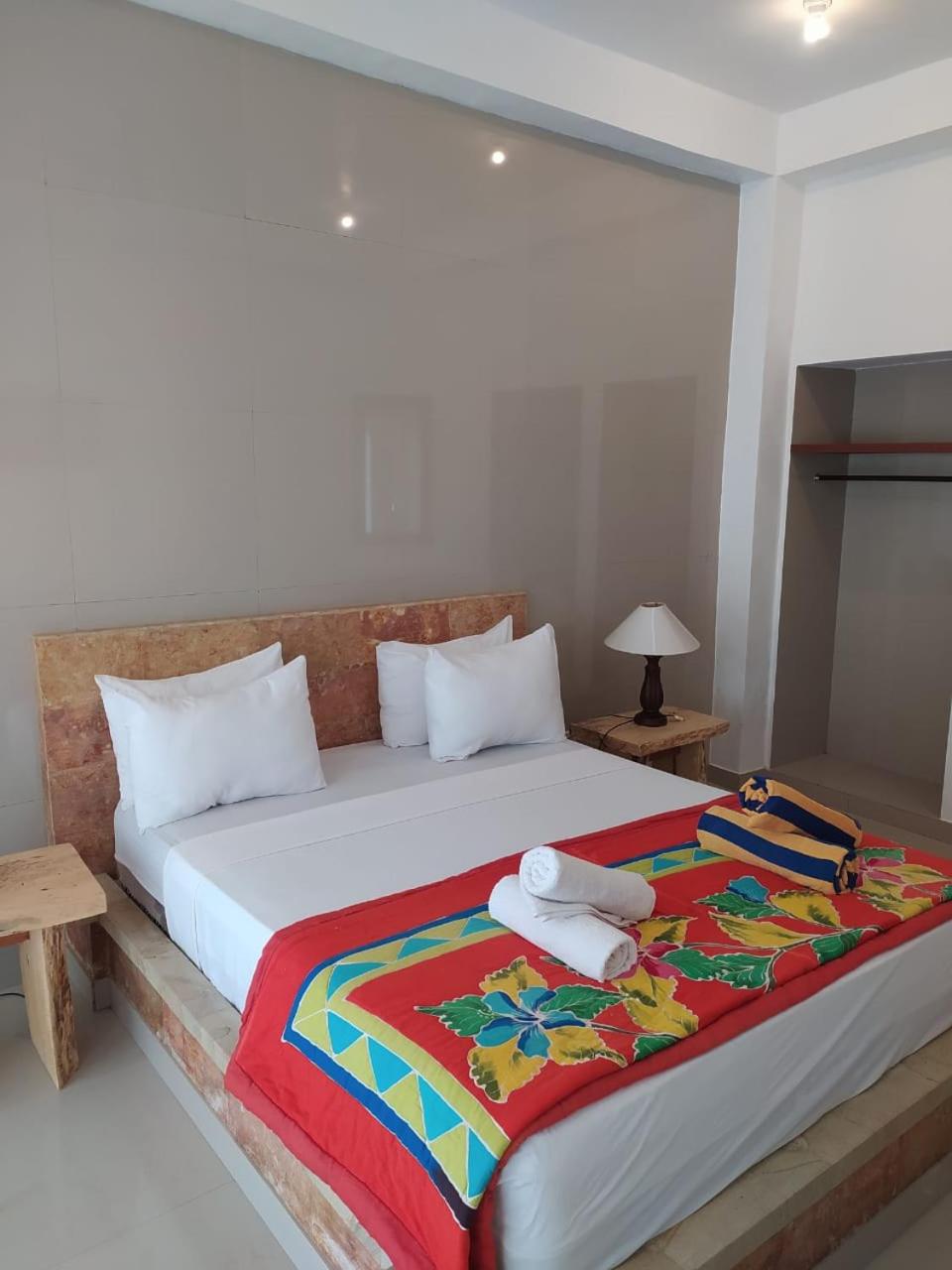 Double Room with Sea View - Photo 47