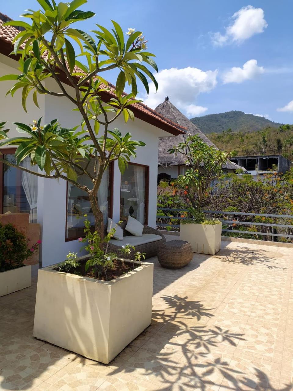 Deluxe Double Room with Sea View - Photo 13