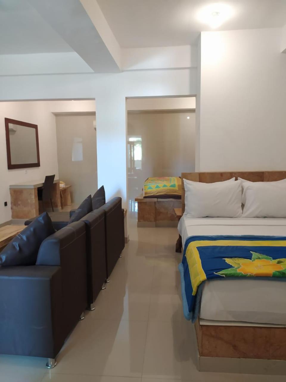 Standard Double Room with Extra Bed photo 3