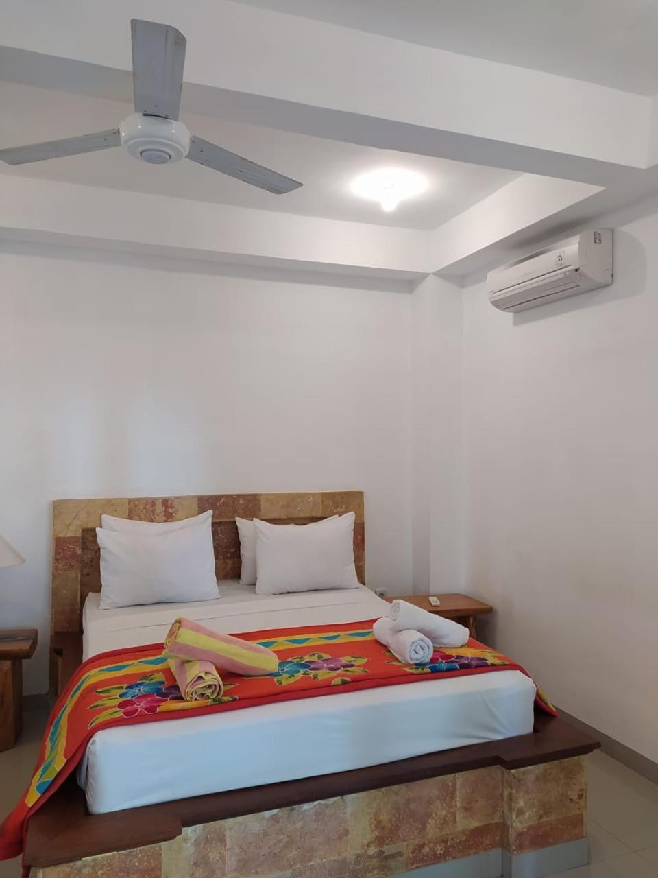 Standard Double Room with AC - Photo 19