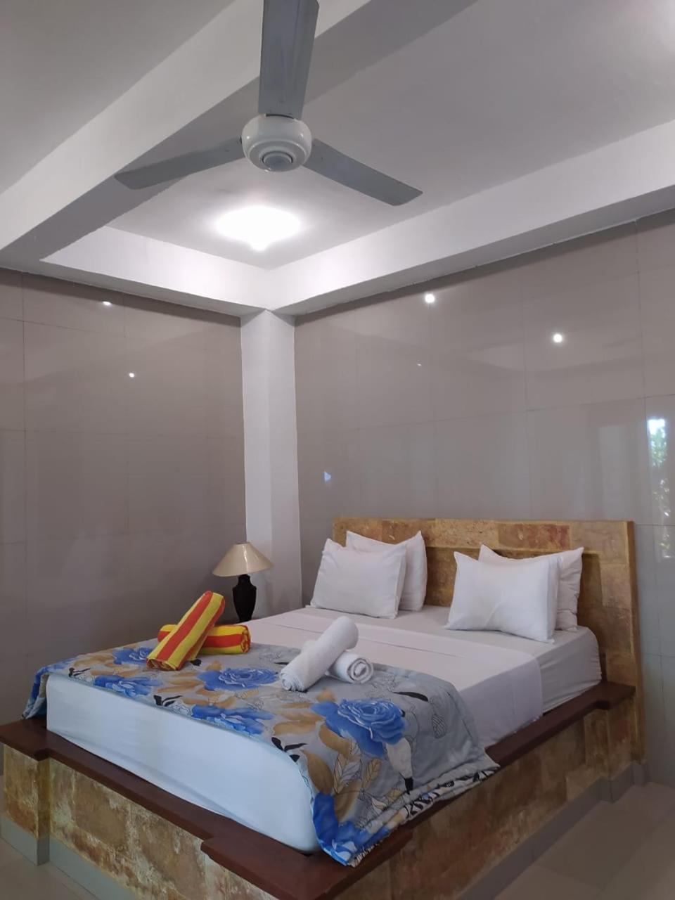 Standard Double Room with AC - Photo 14