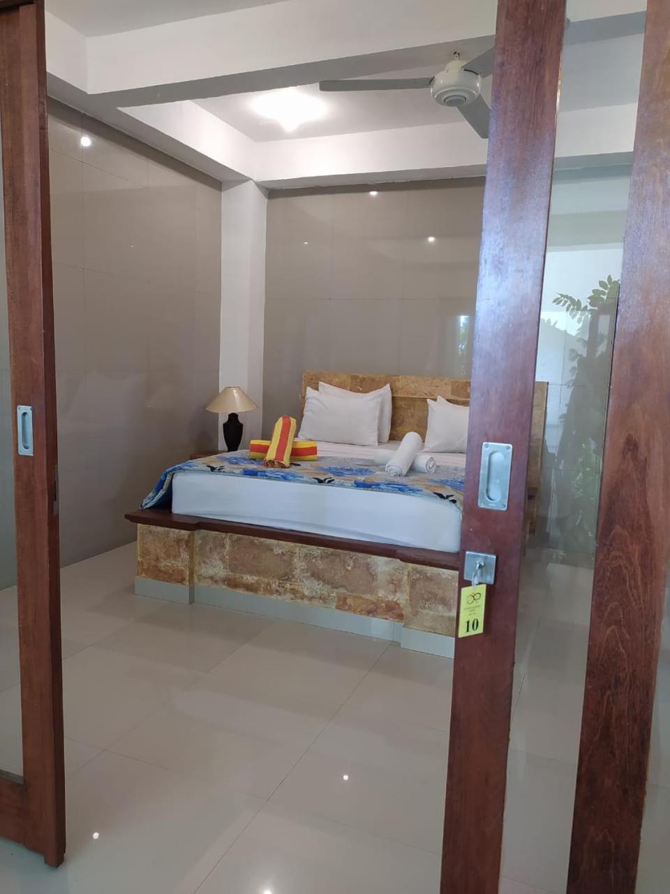 Standard Double Room with AC - Photo 6