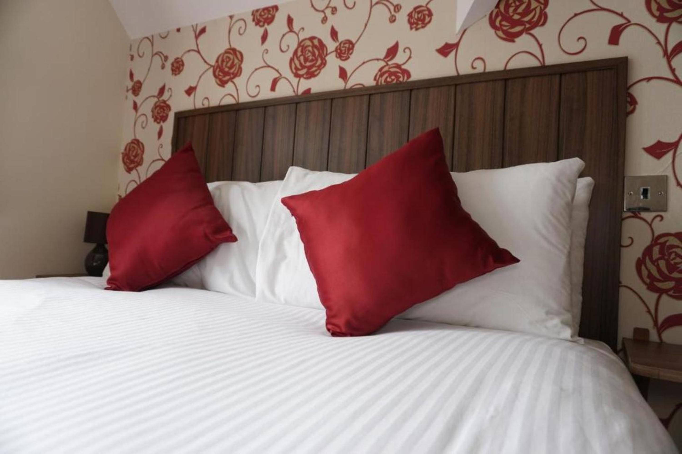 Double Room - Photo 5