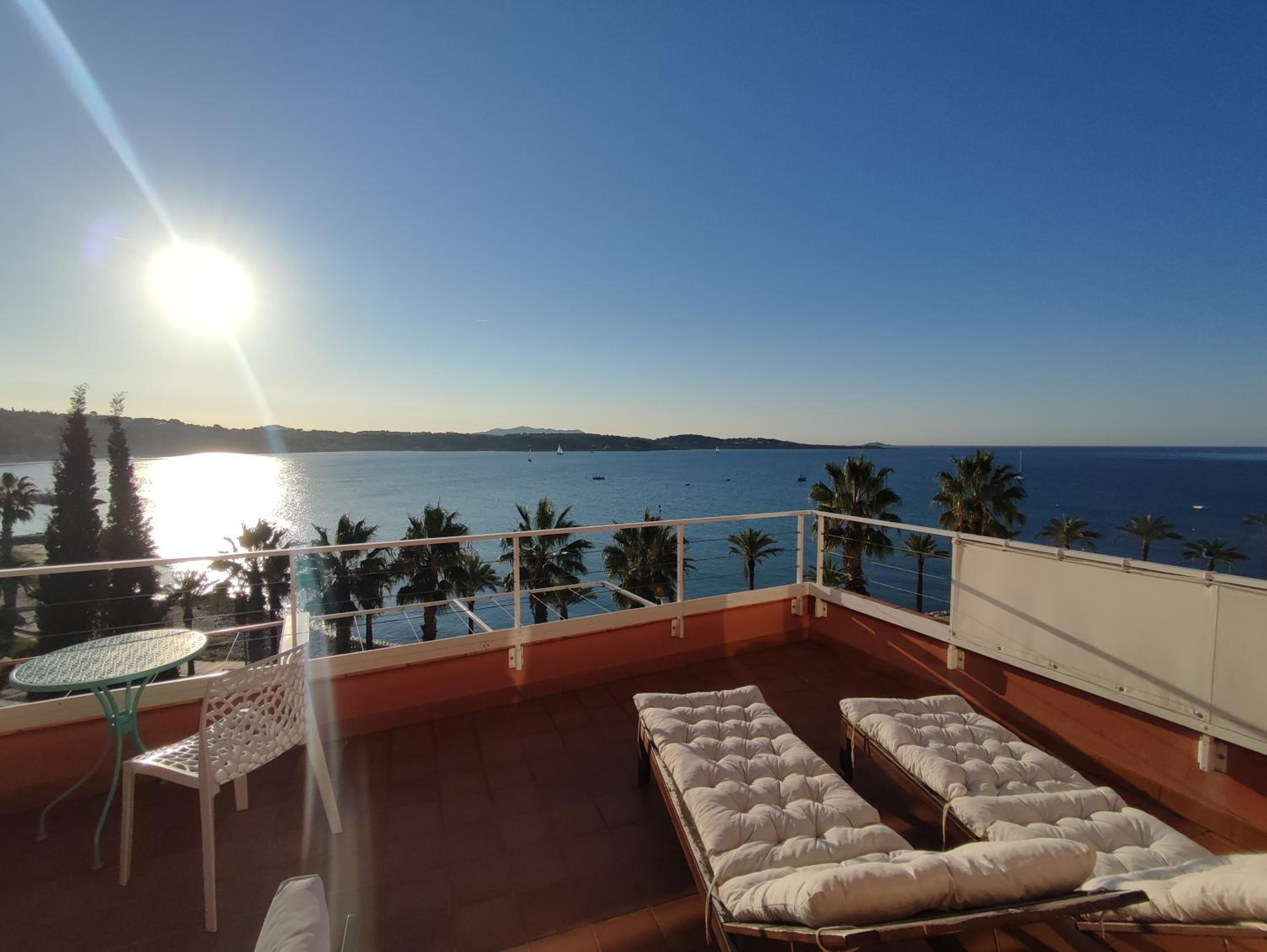 Double Room with Panoramic Terrace - Photo 7