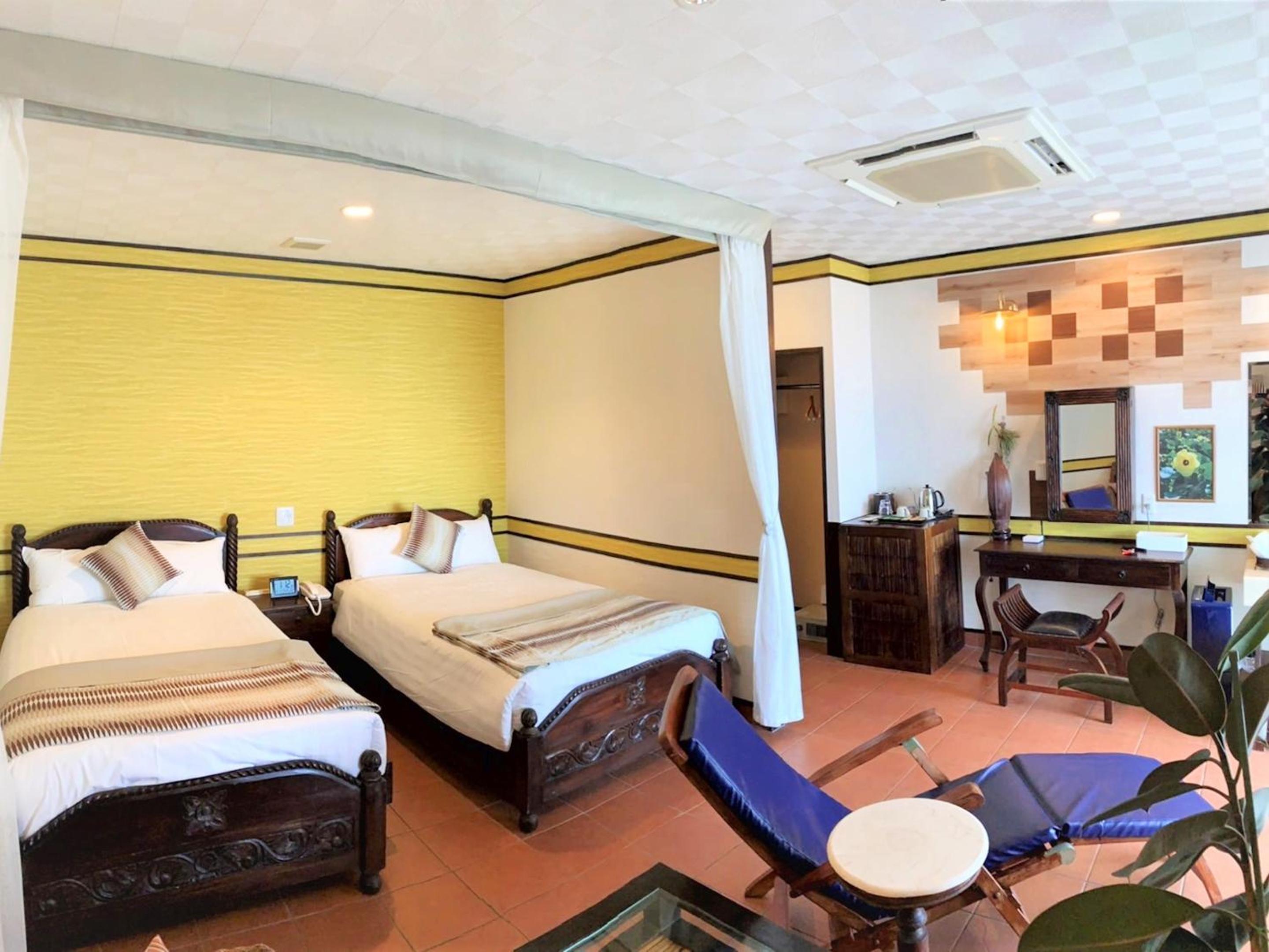 Twin Room with Sea View photo 2