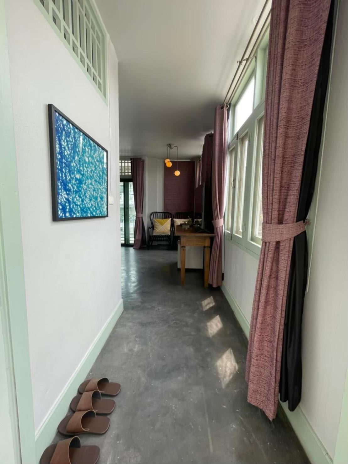 Deluxe Double Room with Balcony - Photo 5