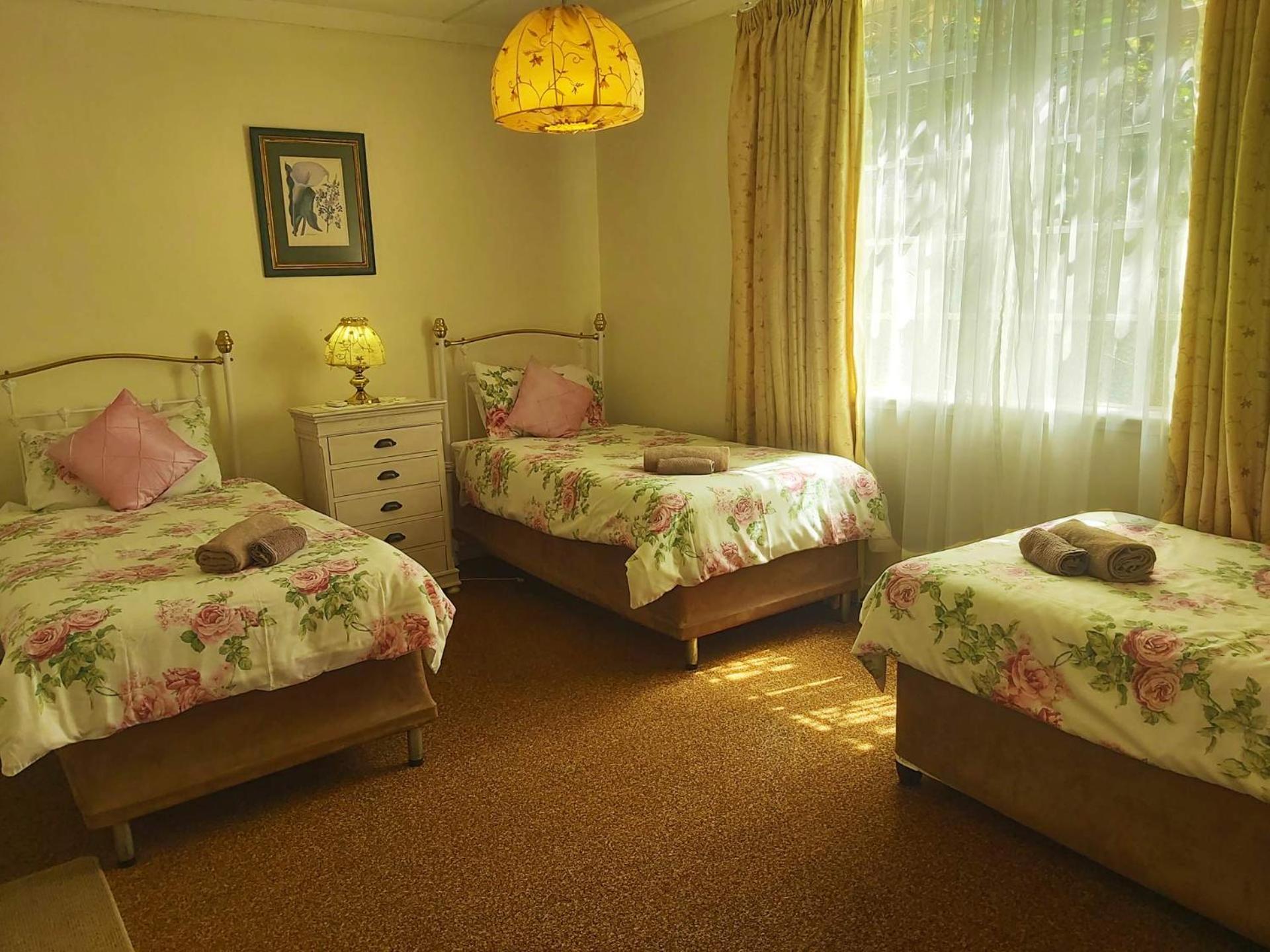 Family Room - Photo 3