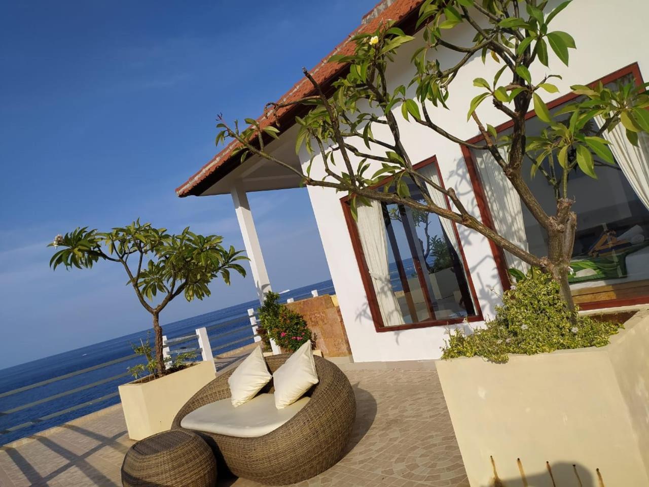 Deluxe Double Room with Sea View - Photo 3