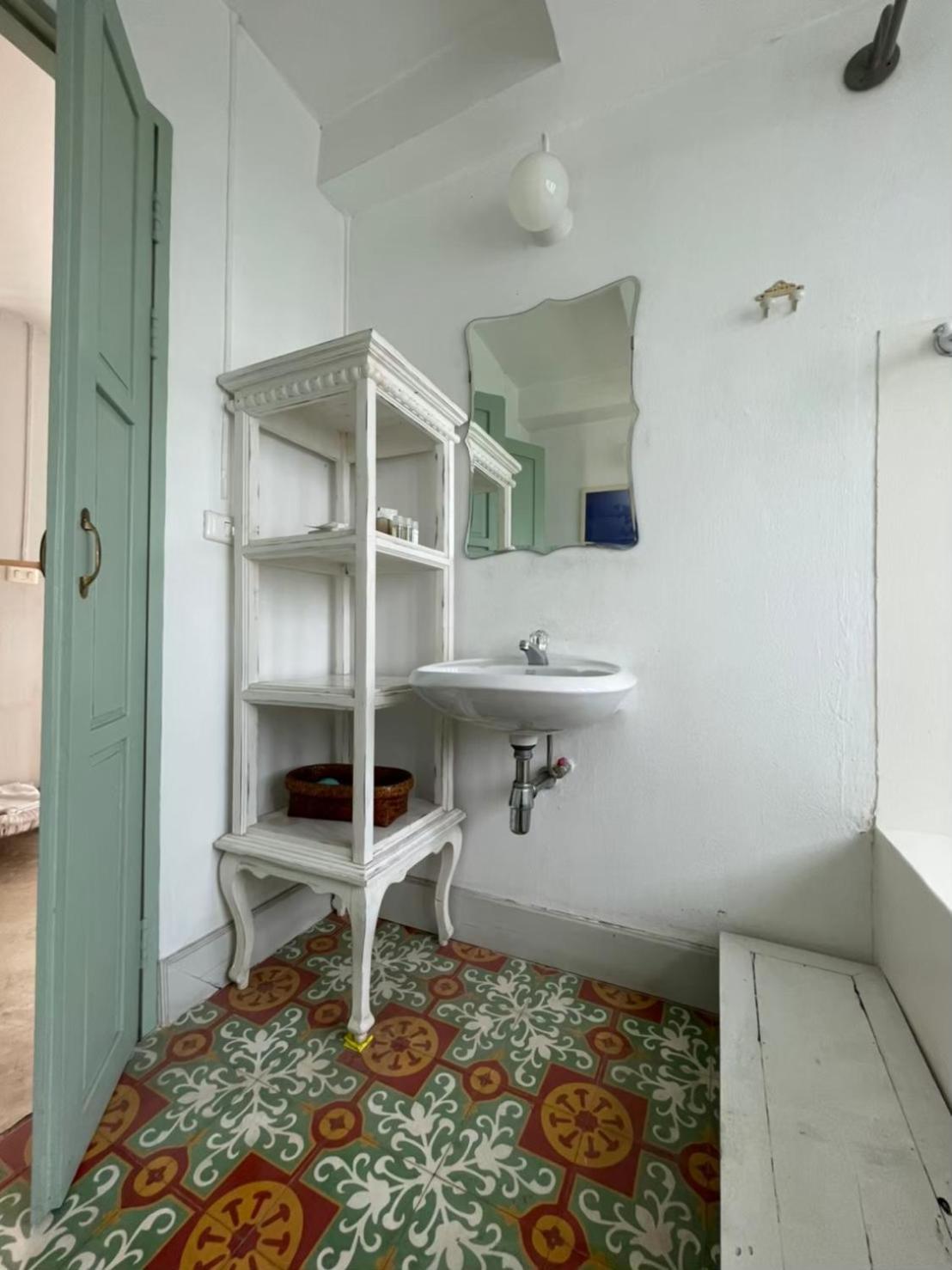 Deluxe Double Room with Balcony - Photo 53