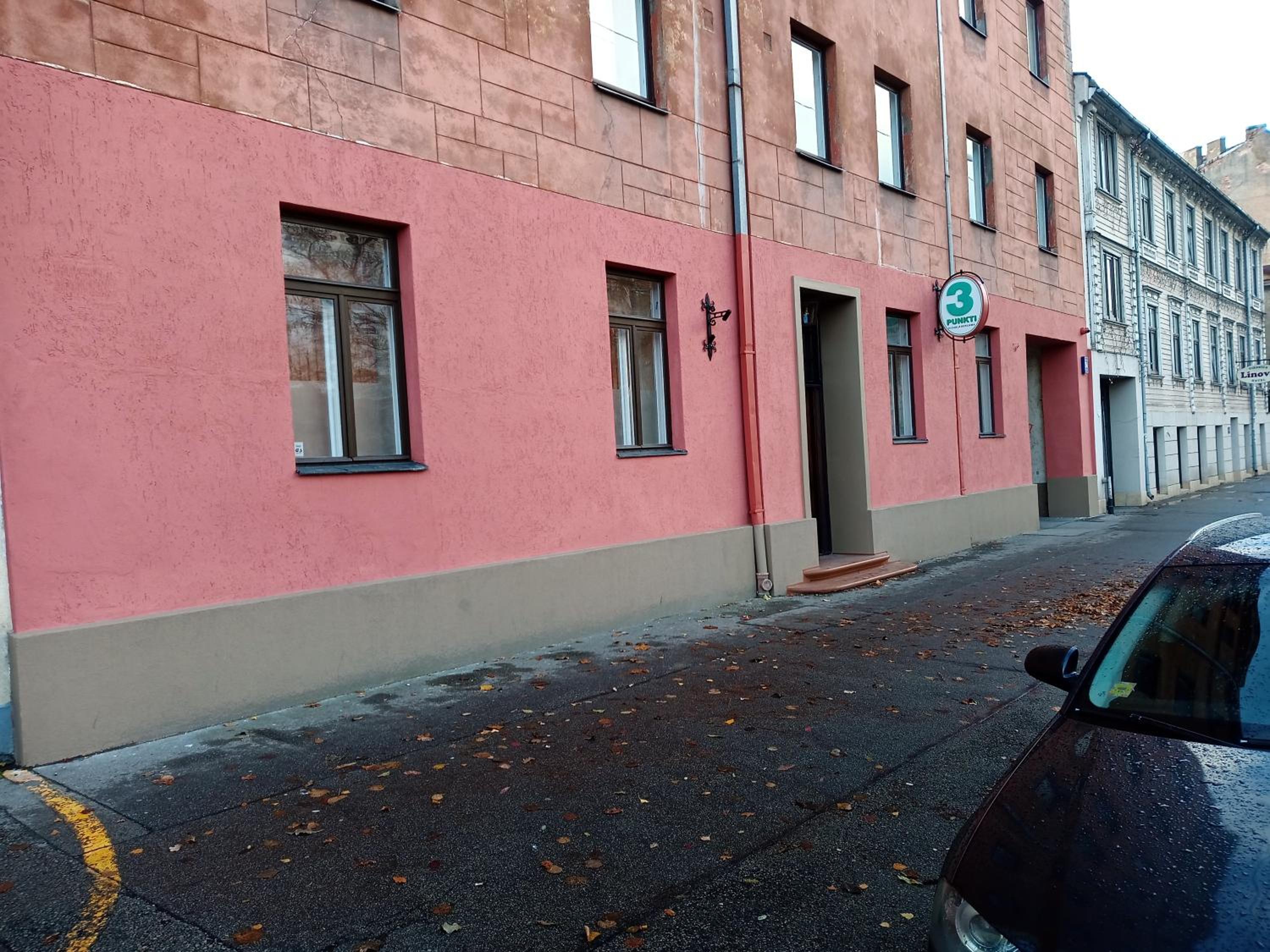 Three-Bedroom Apartment - Photo 36
