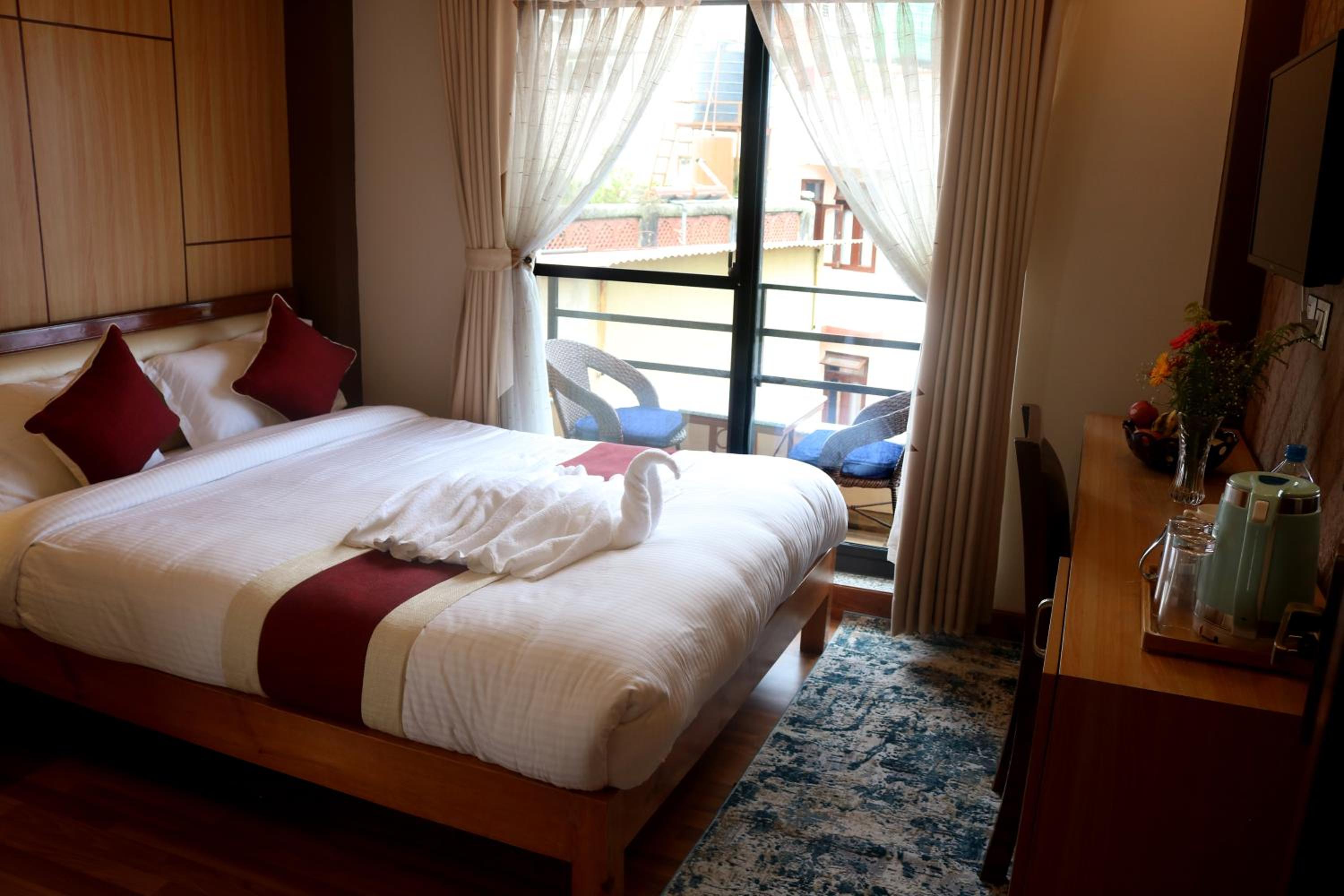 Deluxe Double Room - Photo 7